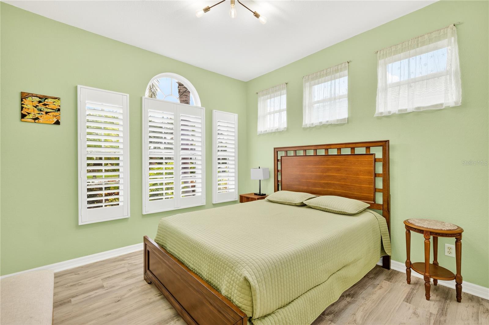 Image 19 of 48 For 225 Mestre Place