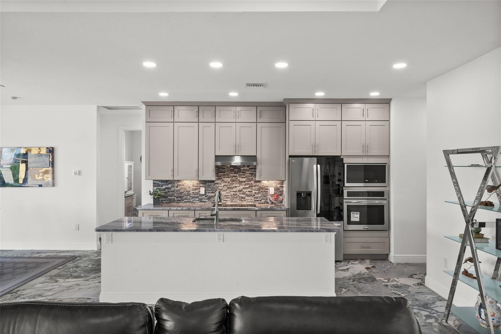 Image 13 of 42 For 2623 21st Avenue