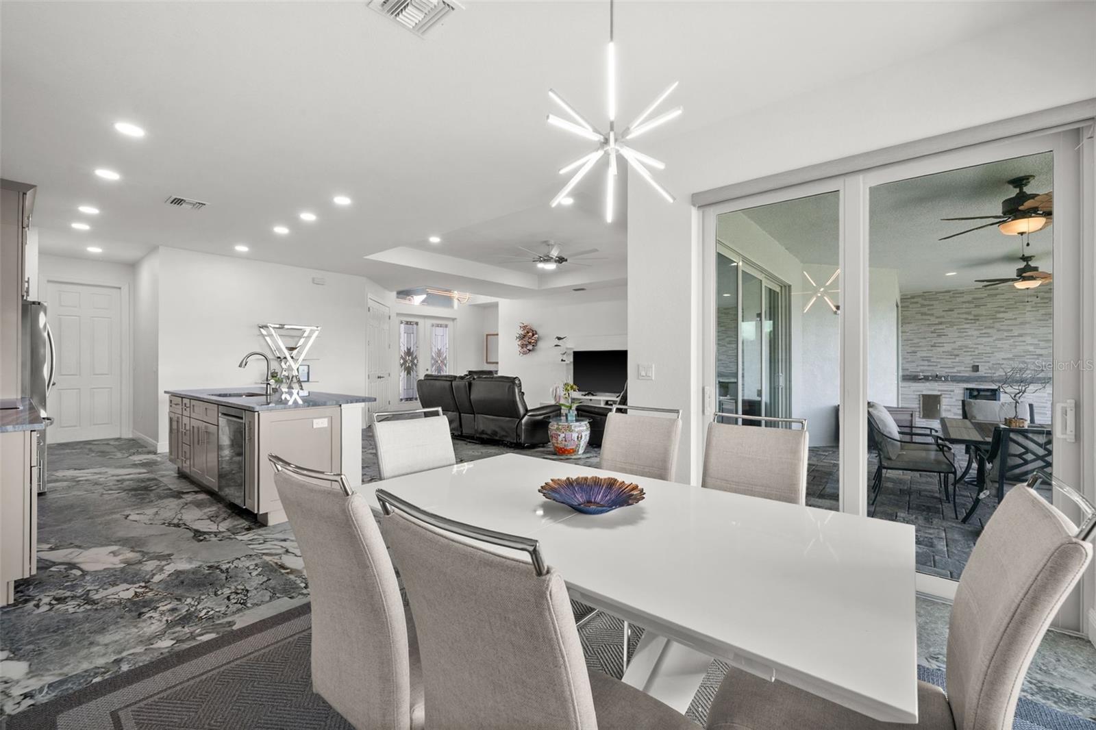 Image 15 of 42 For 2623 21st Avenue