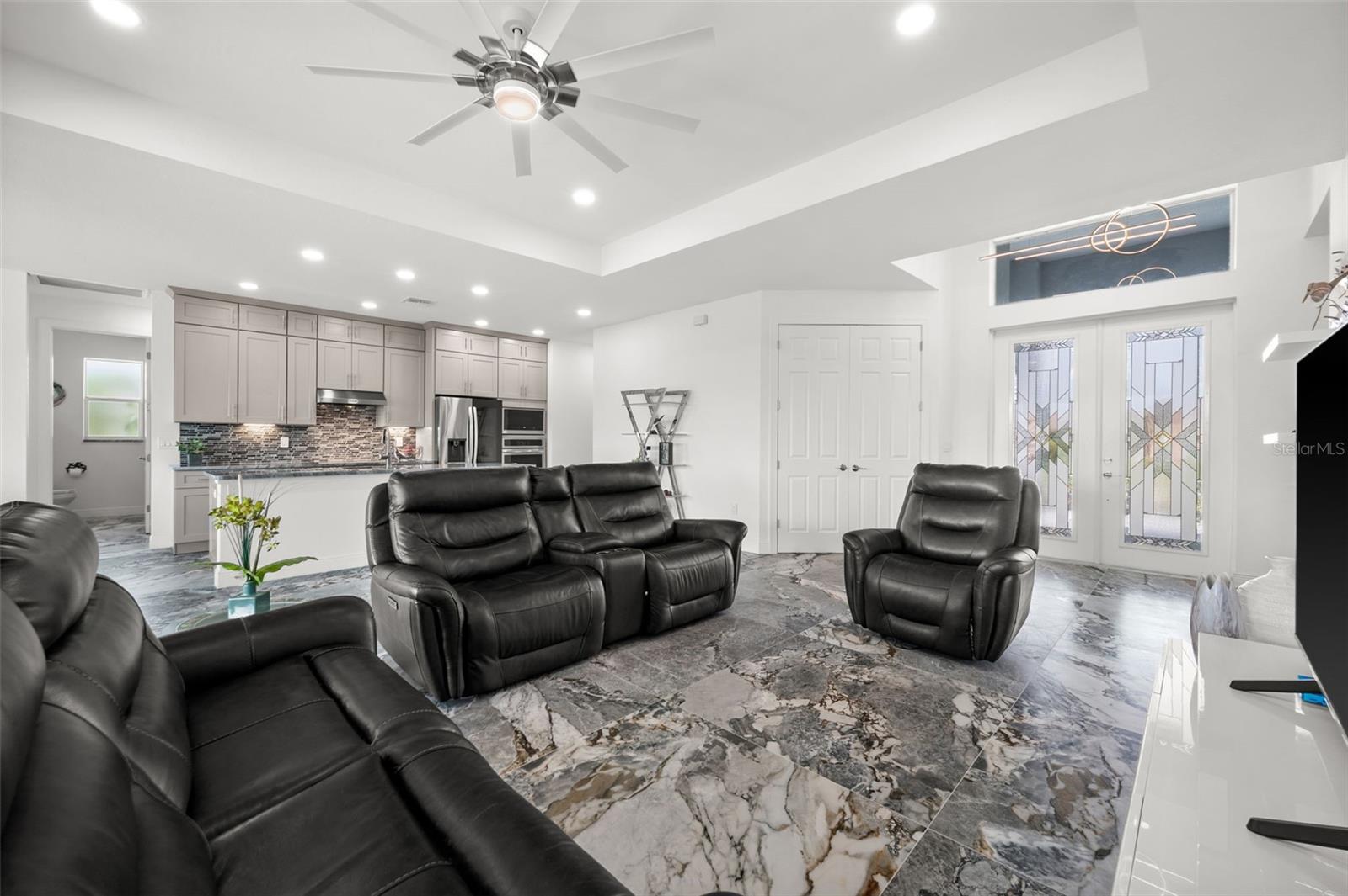 Image 19 of 42 For 2623 21st Avenue