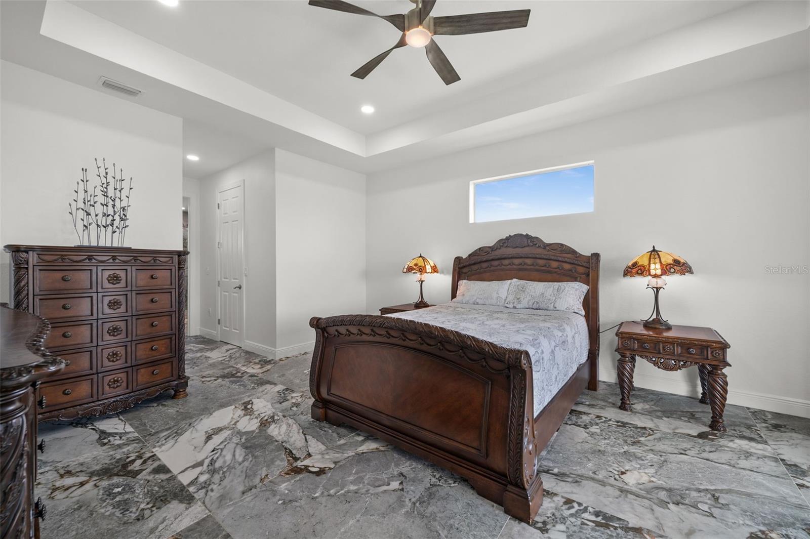 Image 21 of 42 For 2623 21st Avenue