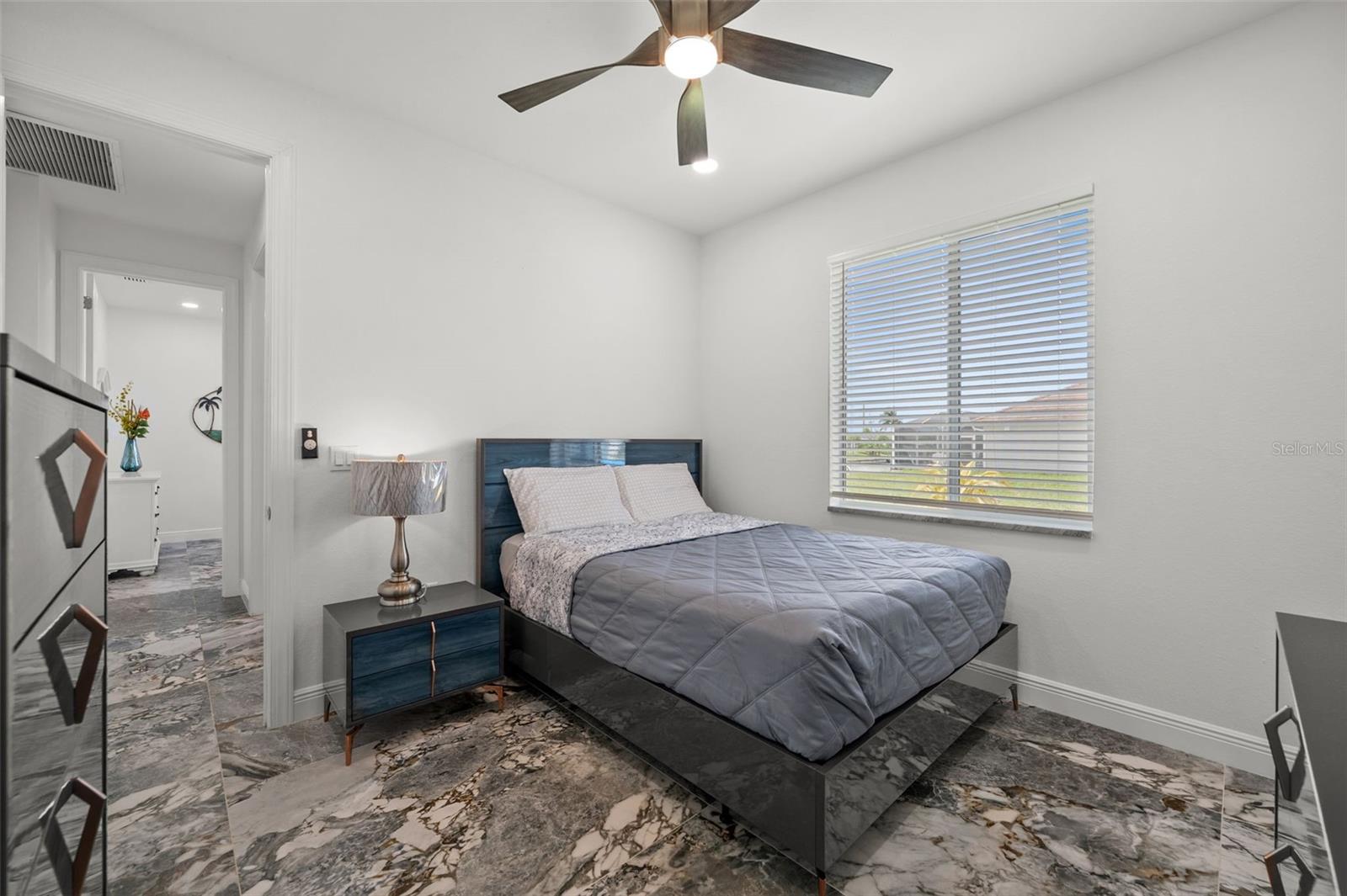 Image 27 of 42 For 2623 21st Avenue