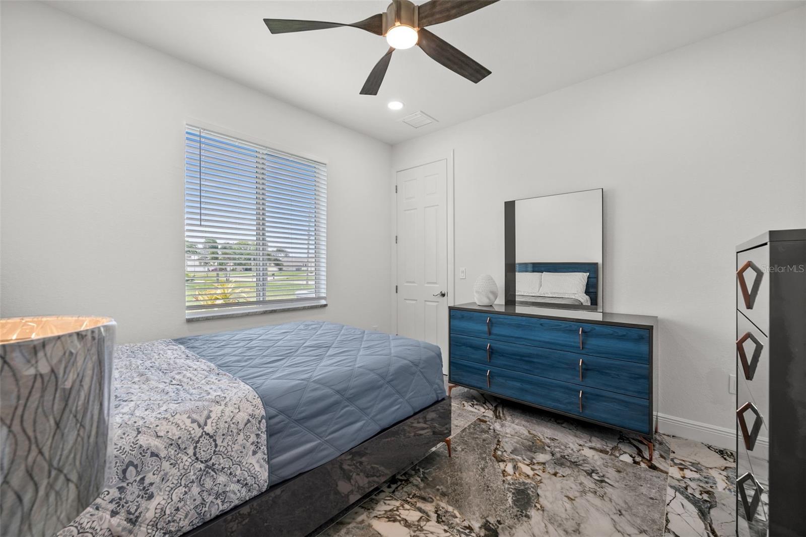 Image 28 of 42 For 2623 21st Avenue