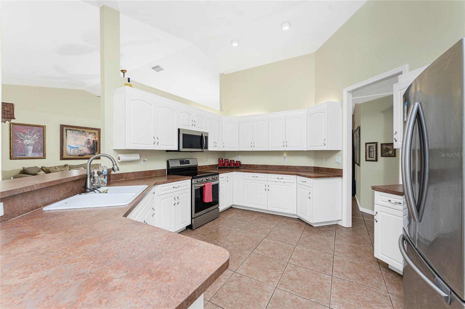 Image 14 of 44 For 7274 Allamanda Lane