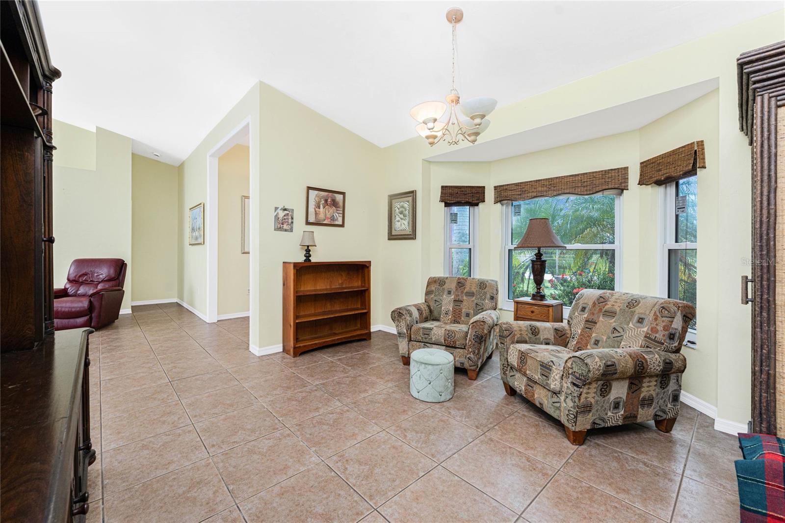 Image 15 of 44 For 7274 Allamanda Lane
