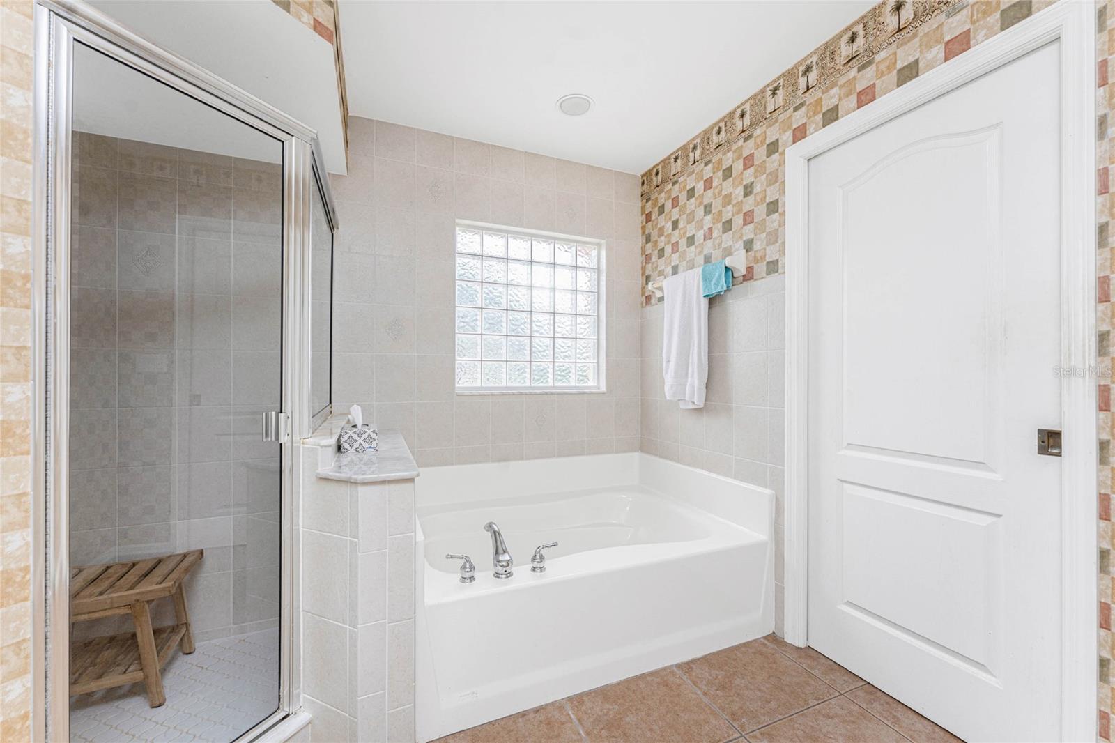 Image 17 of 44 For 7274 Allamanda Lane