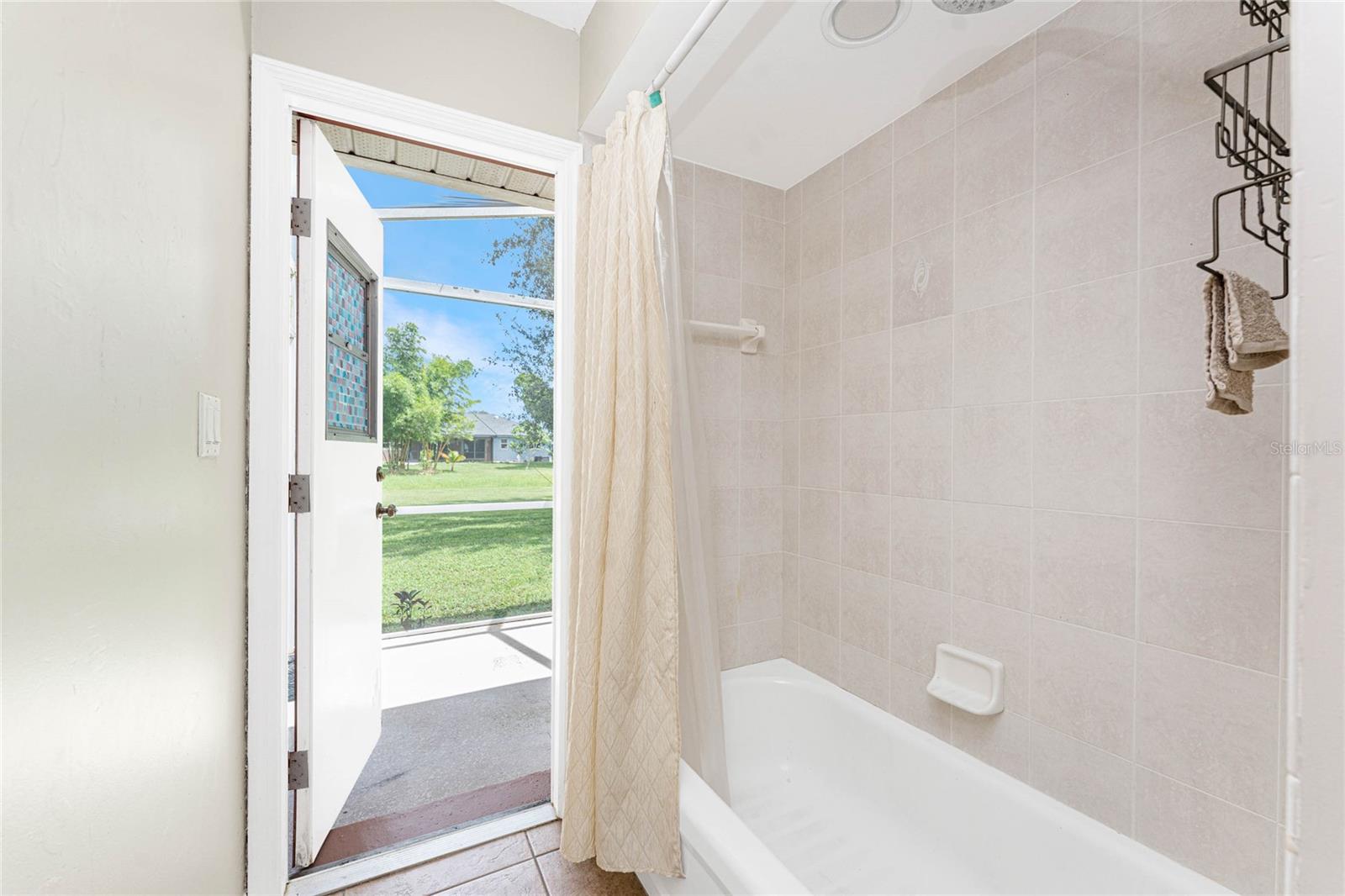 Image 25 of 44 For 7274 Allamanda Lane