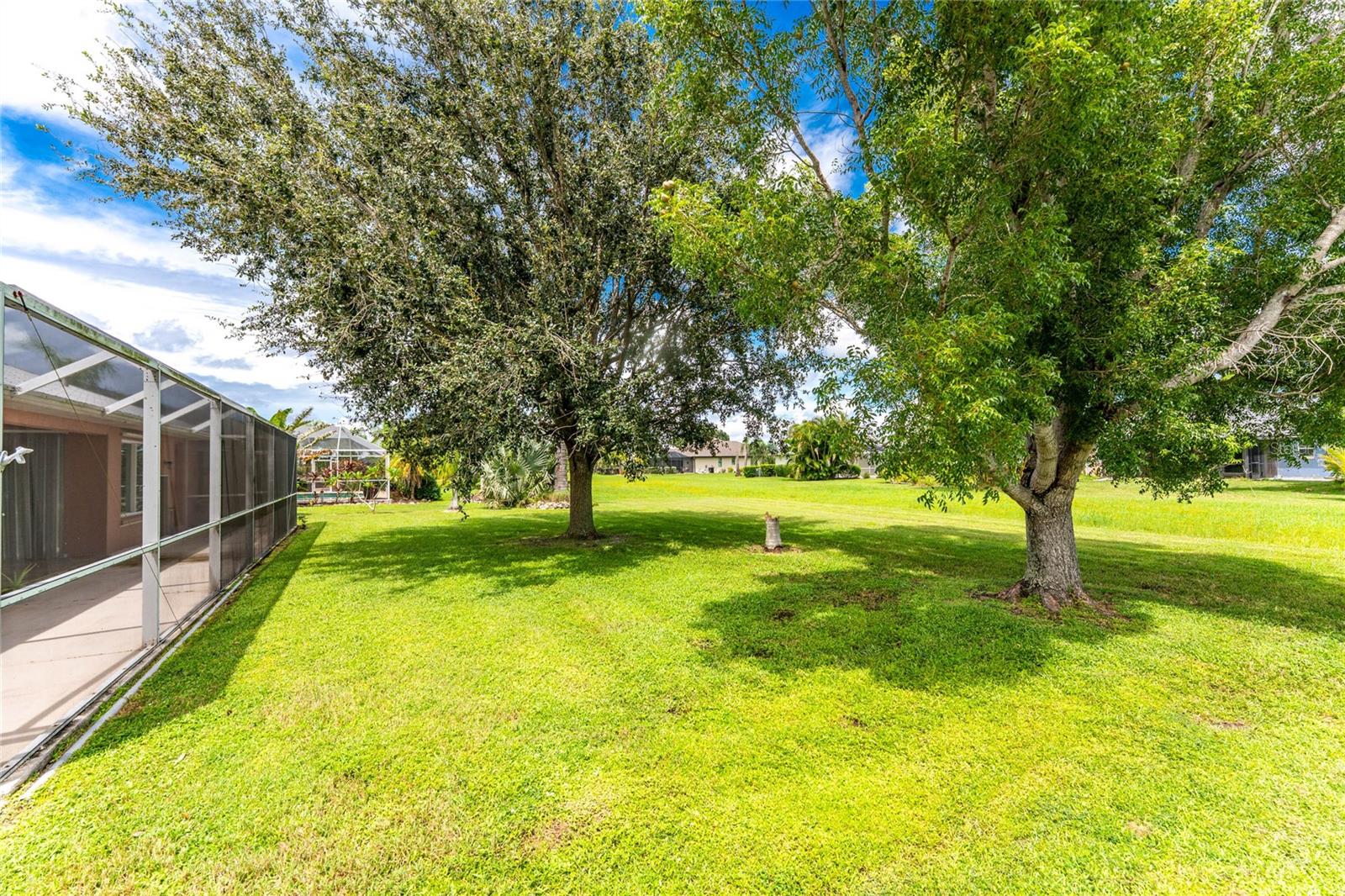 Image 31 of 44 For 7274 Allamanda Lane