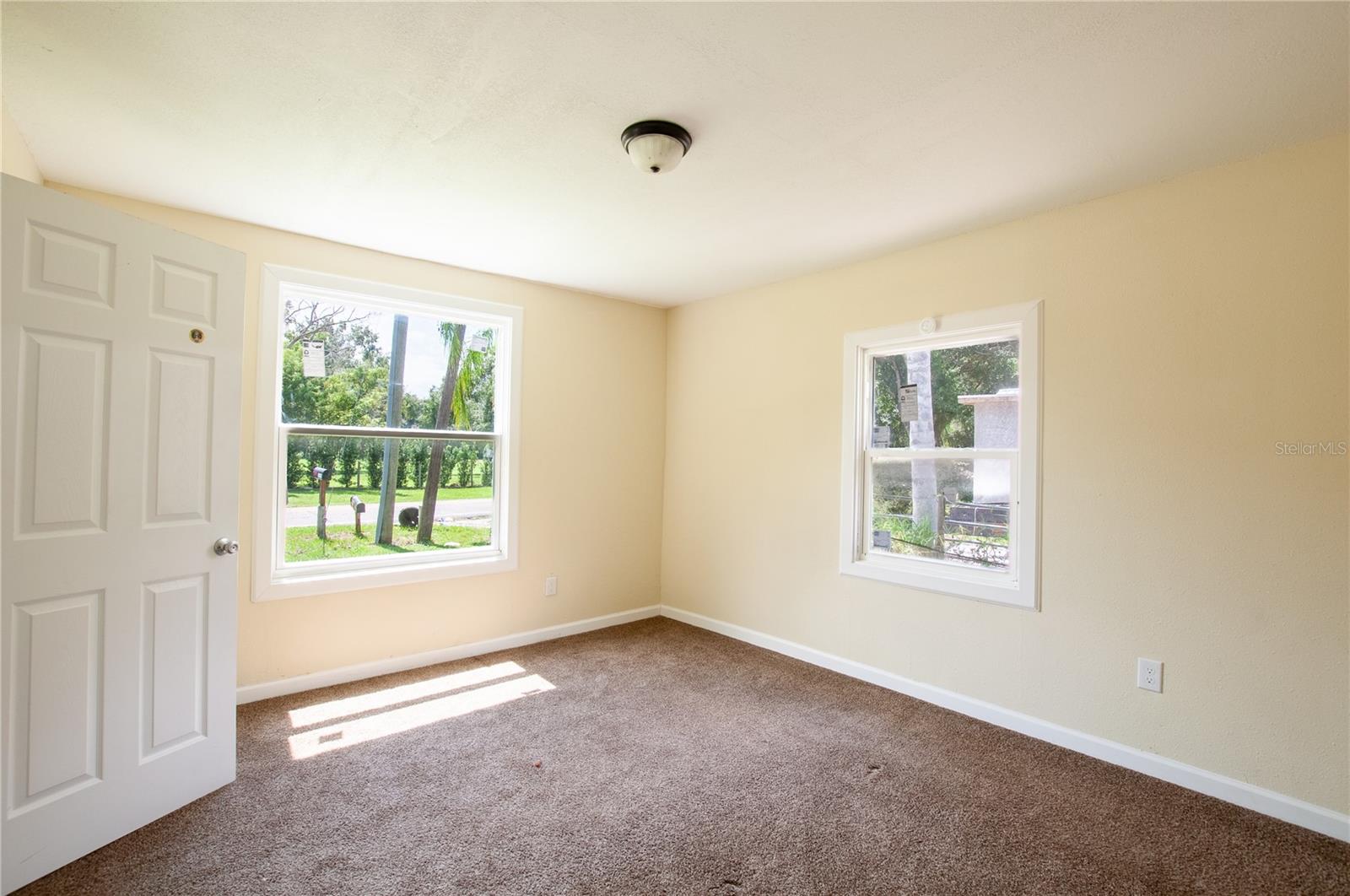 Image 16 of 17 For 3006 Brownville Street