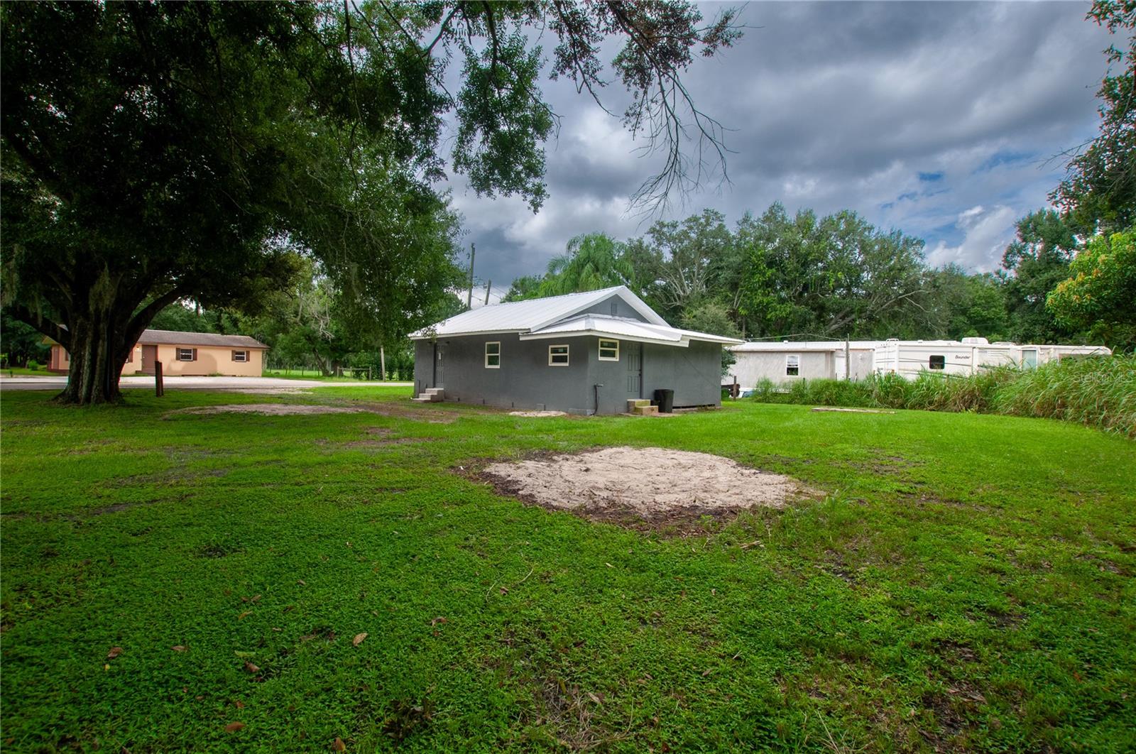 Image 2 of 17 For 3006 Brownville Street