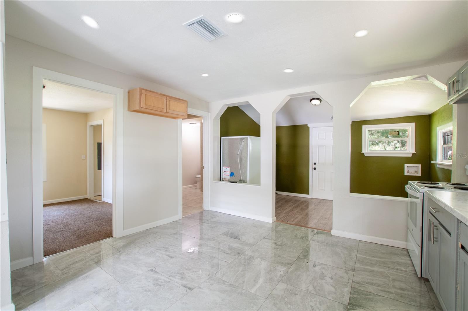 Image 7 of 17 For 3006 Brownville Street