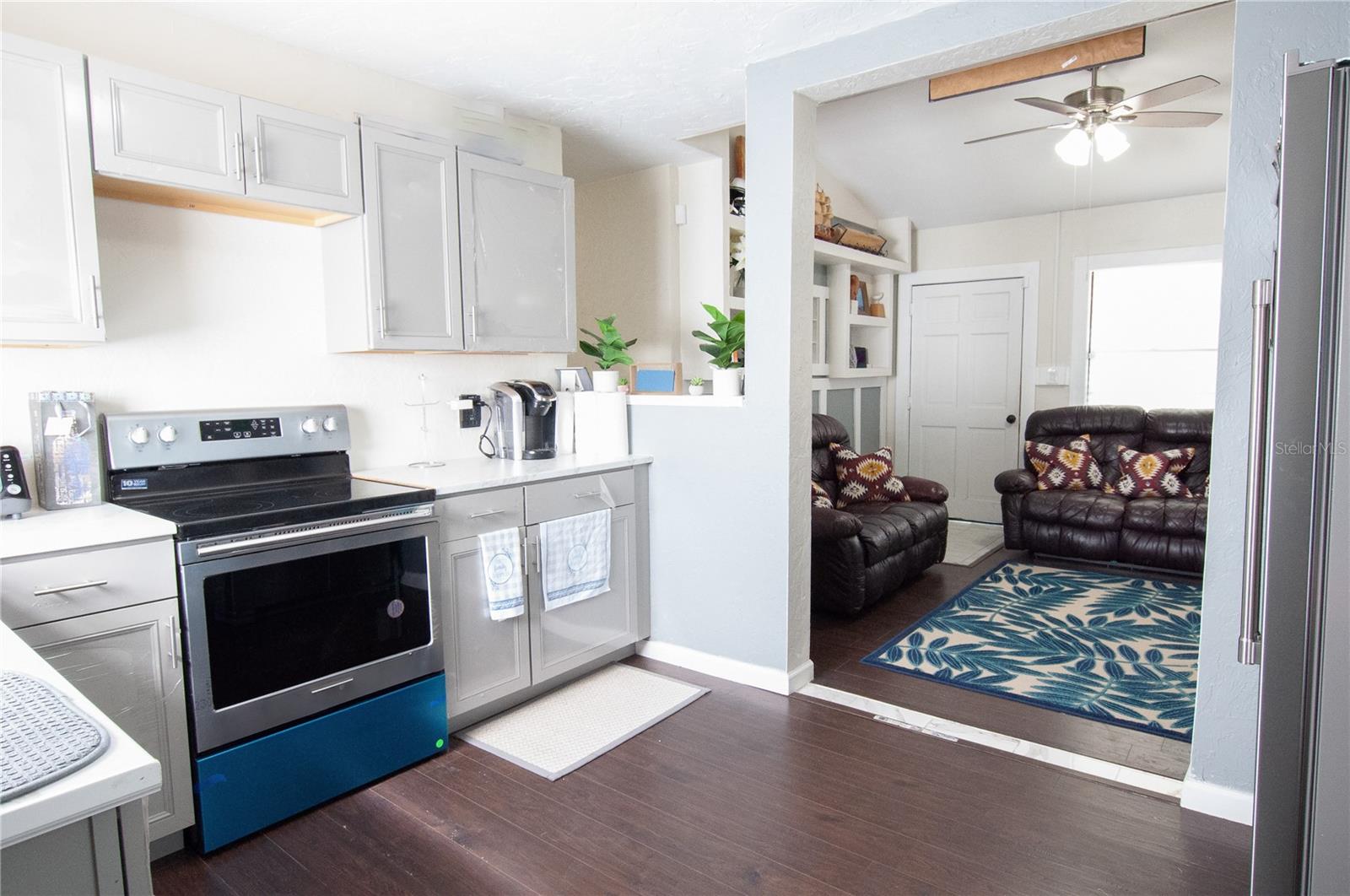Image 14 of 21 For 2741 Bungalow Street