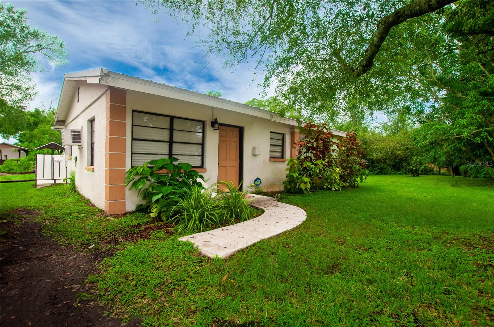 Image 2 of 21 For 2741 Bungalow Street