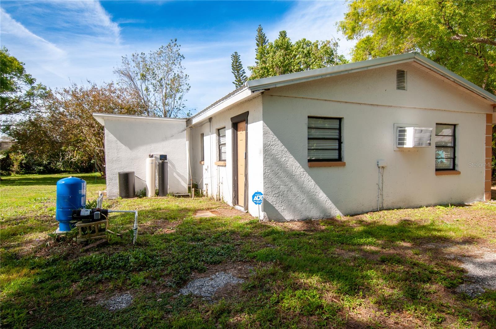 Image 6 of 21 For 2741 Bungalow Street