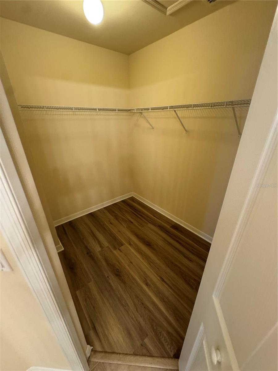 Image 9 of 19 For 1375 Glenan Road