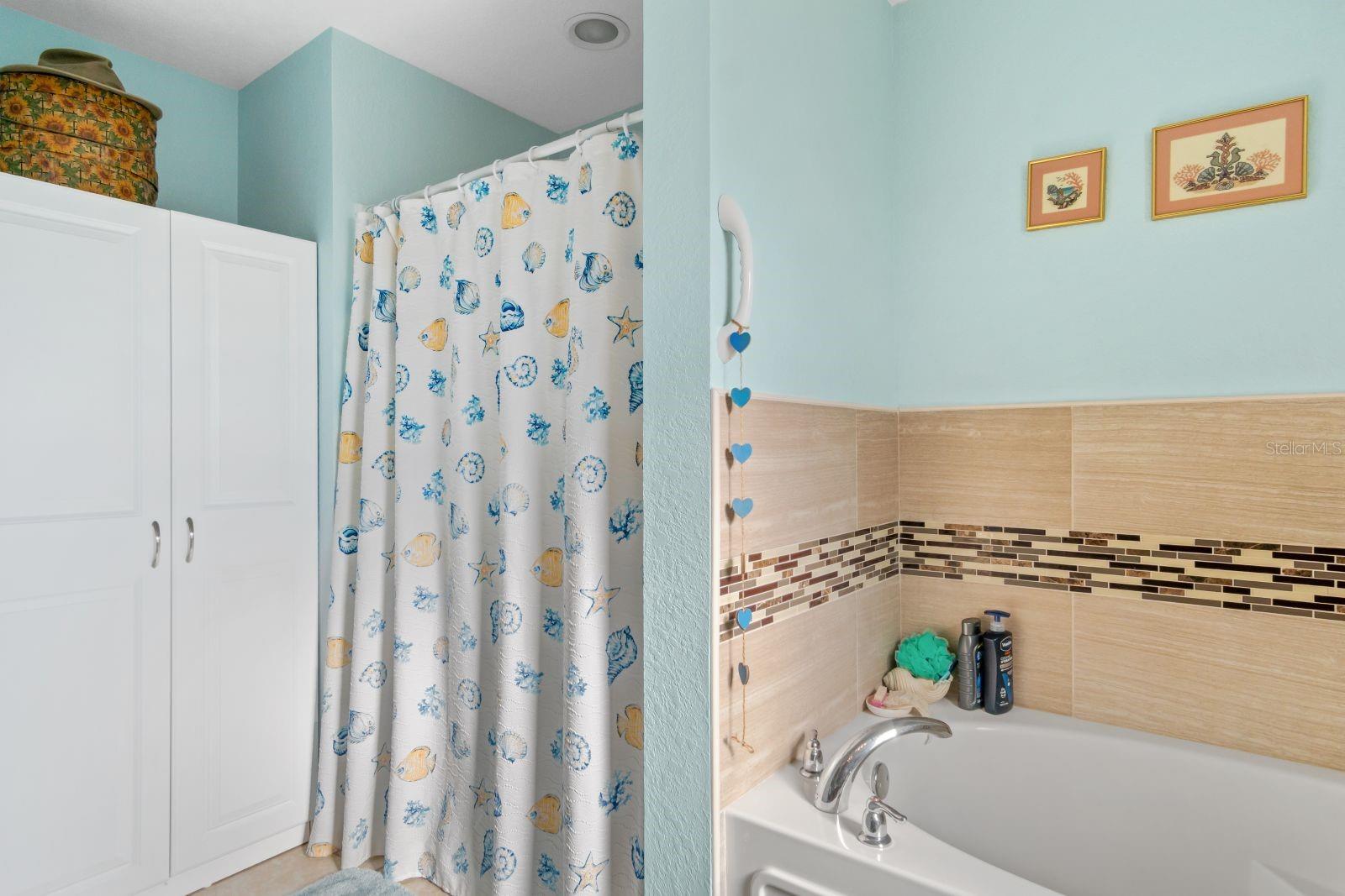 Image 15 of 32 For 8232 Wawana Road