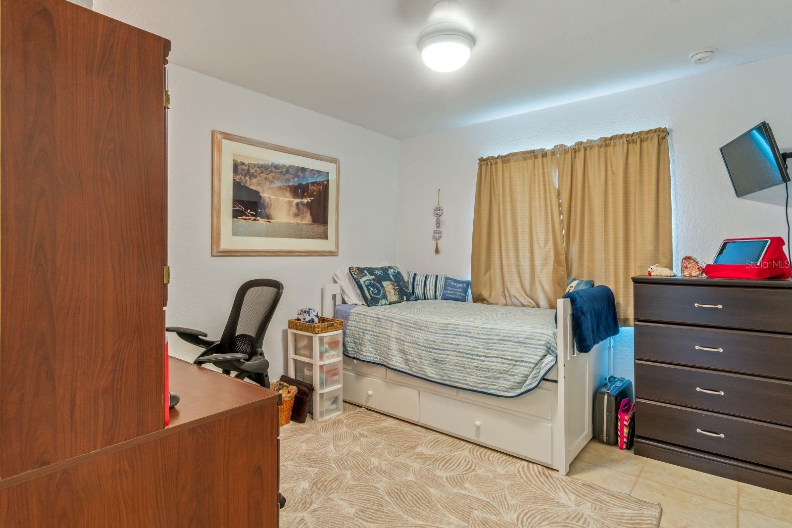 Image 20 of 32 For 8232 Wawana Road