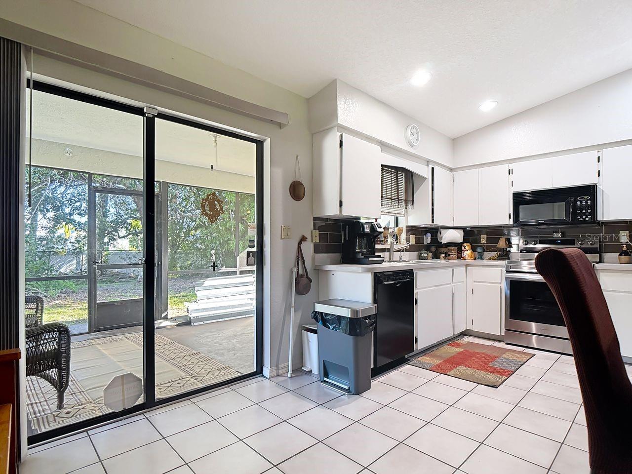 Image 28 of 37 For 28474 Coco Palm Drive