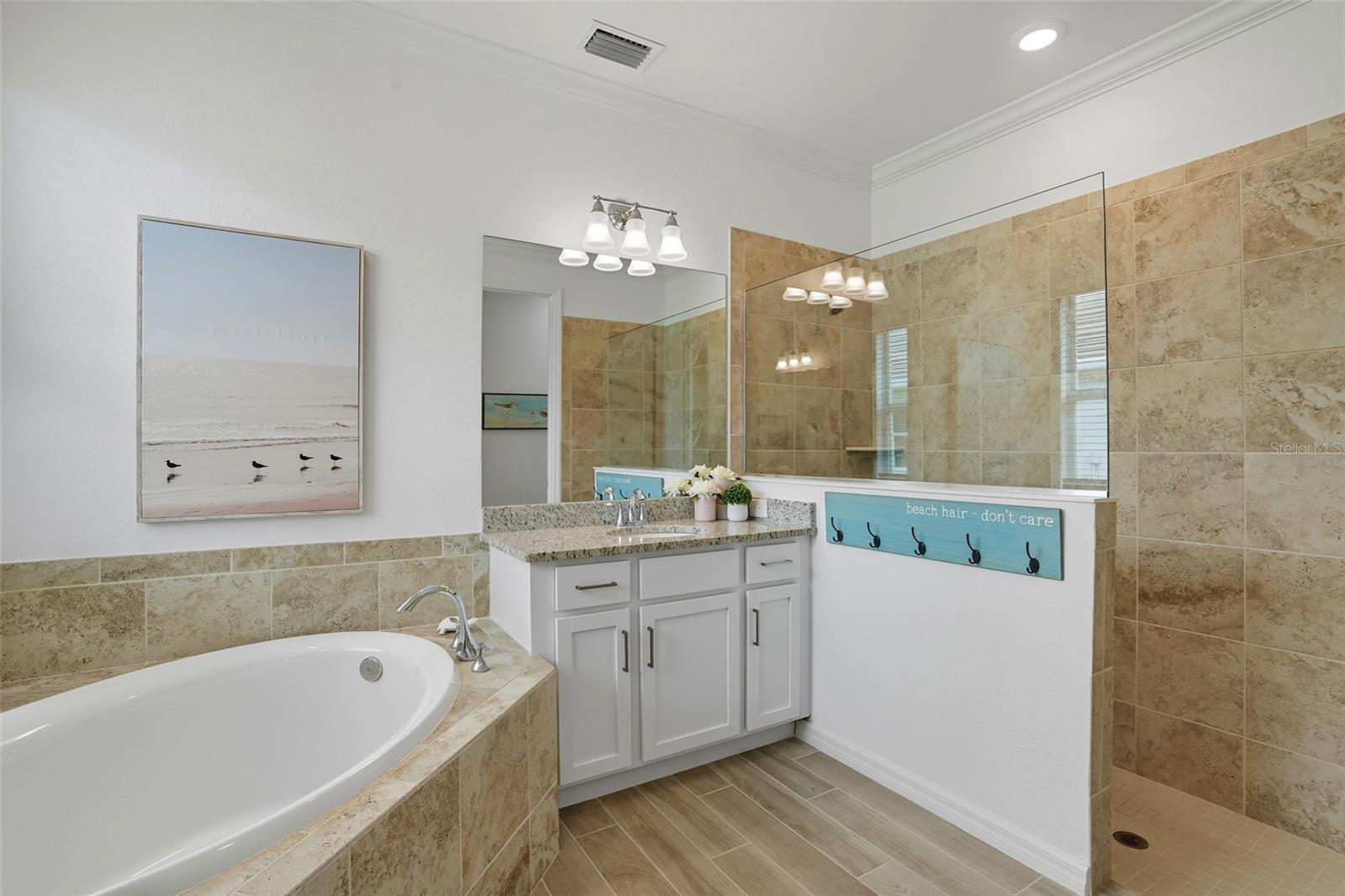 Image 24 of 65 For 25241 Longmeadow Drive