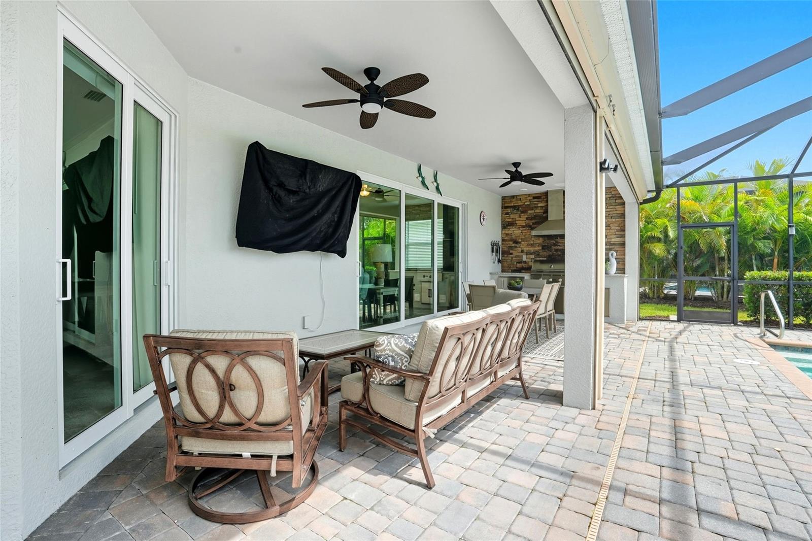 Image 34 of 65 For 25241 Longmeadow Drive