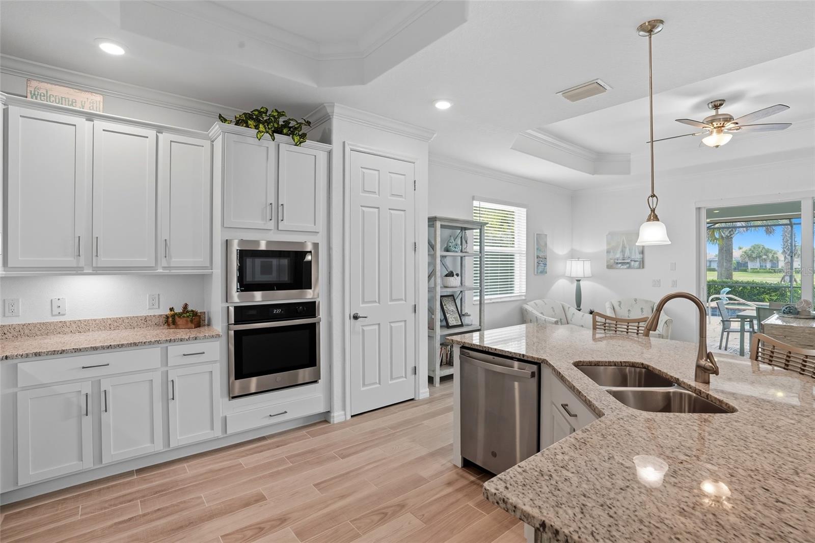 Image 6 of 65 For 25241 Longmeadow Drive