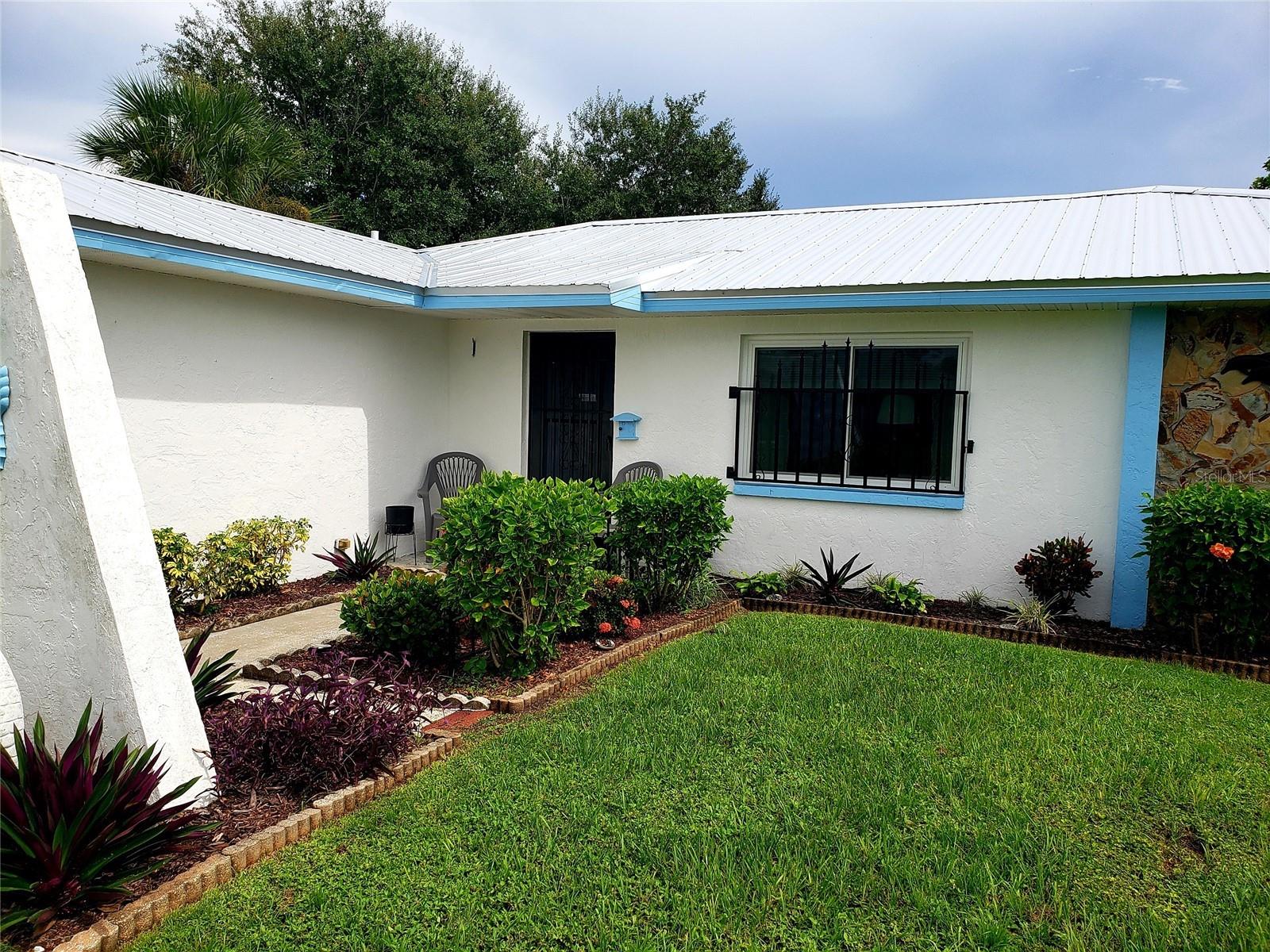 Image 10 of 37 For 953 Tropical Avenue Nw