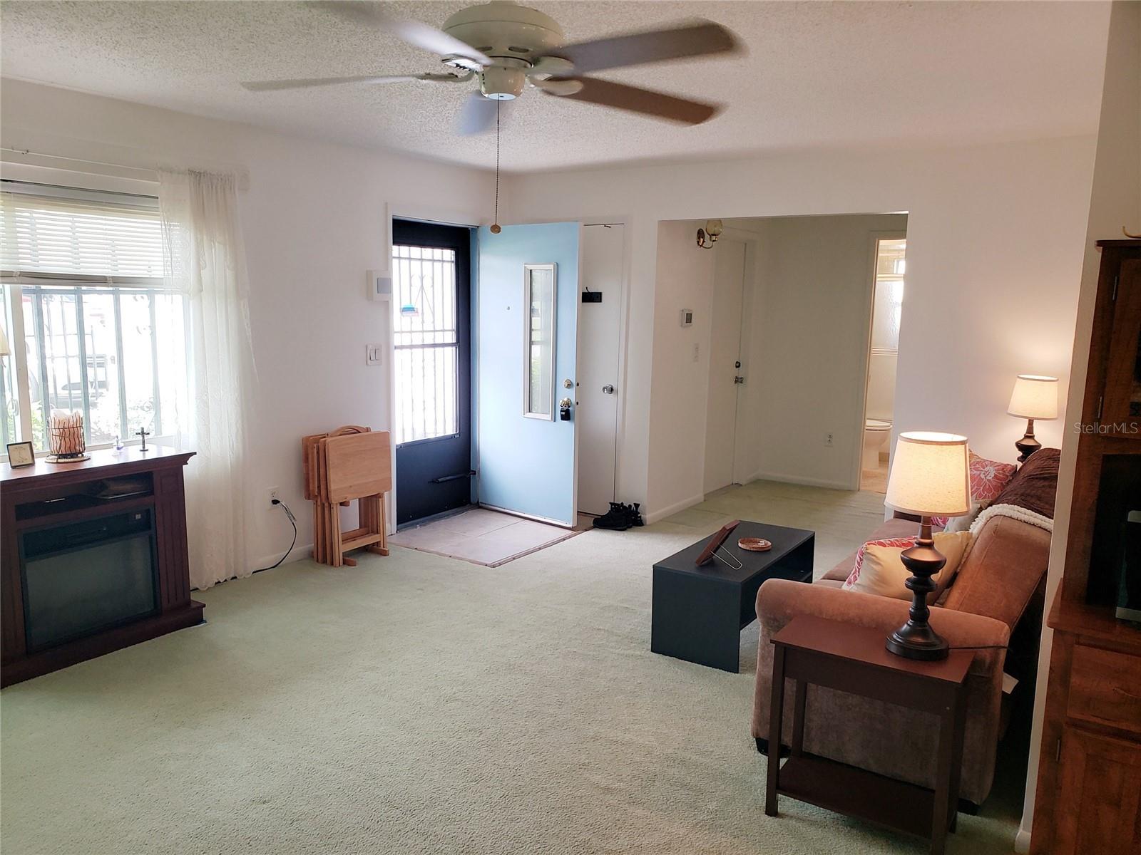 Image 16 of 37 For 953 Tropical Avenue Nw