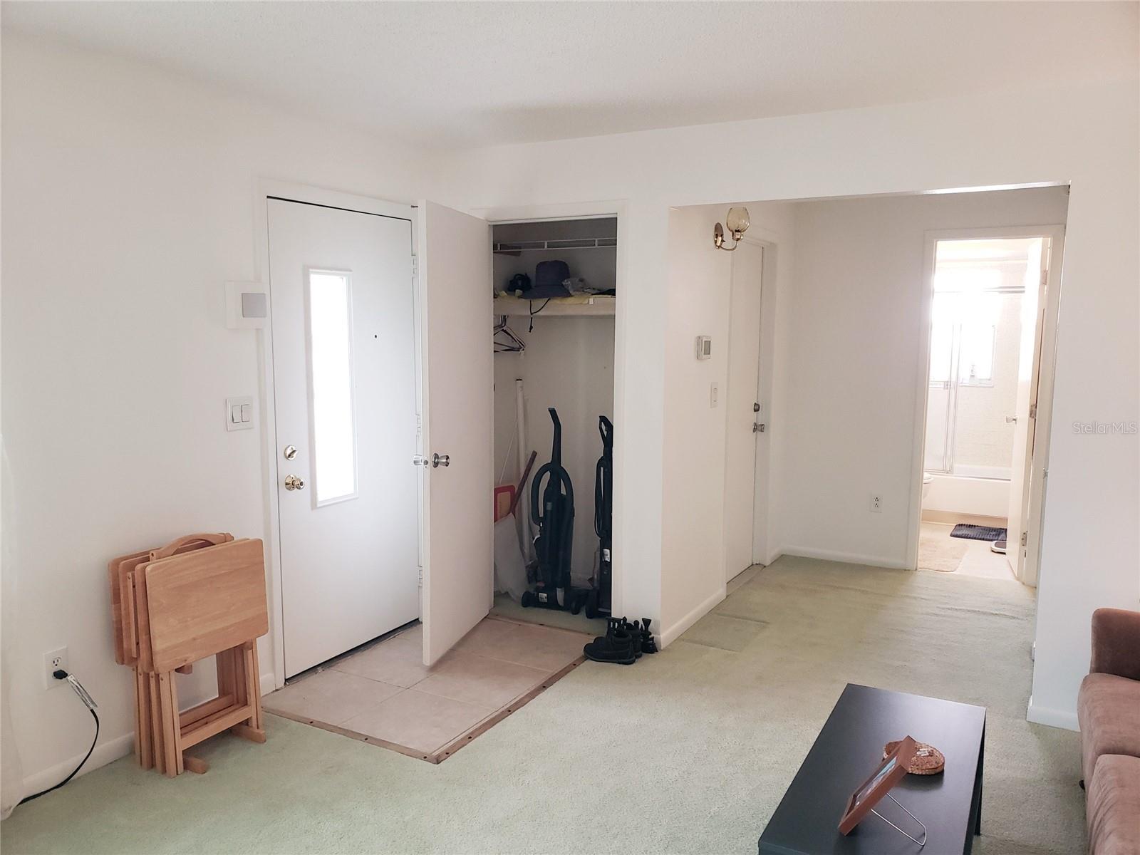 Image 17 of 37 For 953 Tropical Avenue Nw