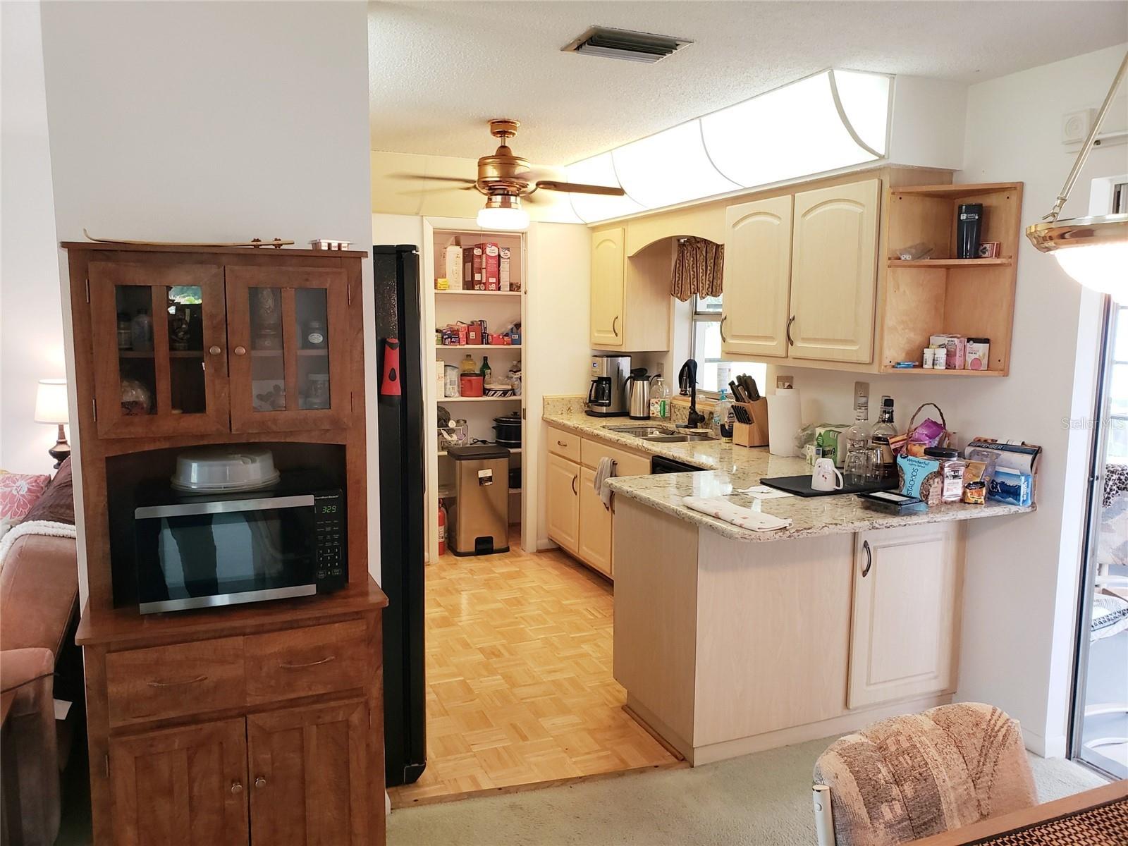 Image 21 of 37 For 953 Tropical Avenue Nw