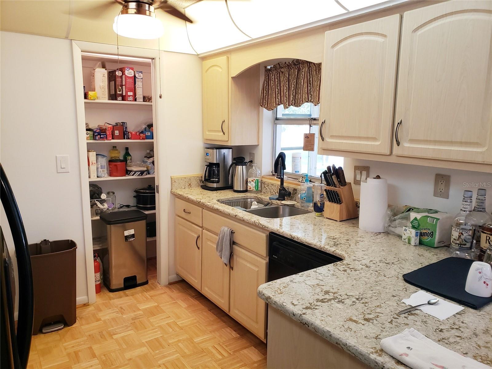 Image 23 of 37 For 953 Tropical Avenue Nw