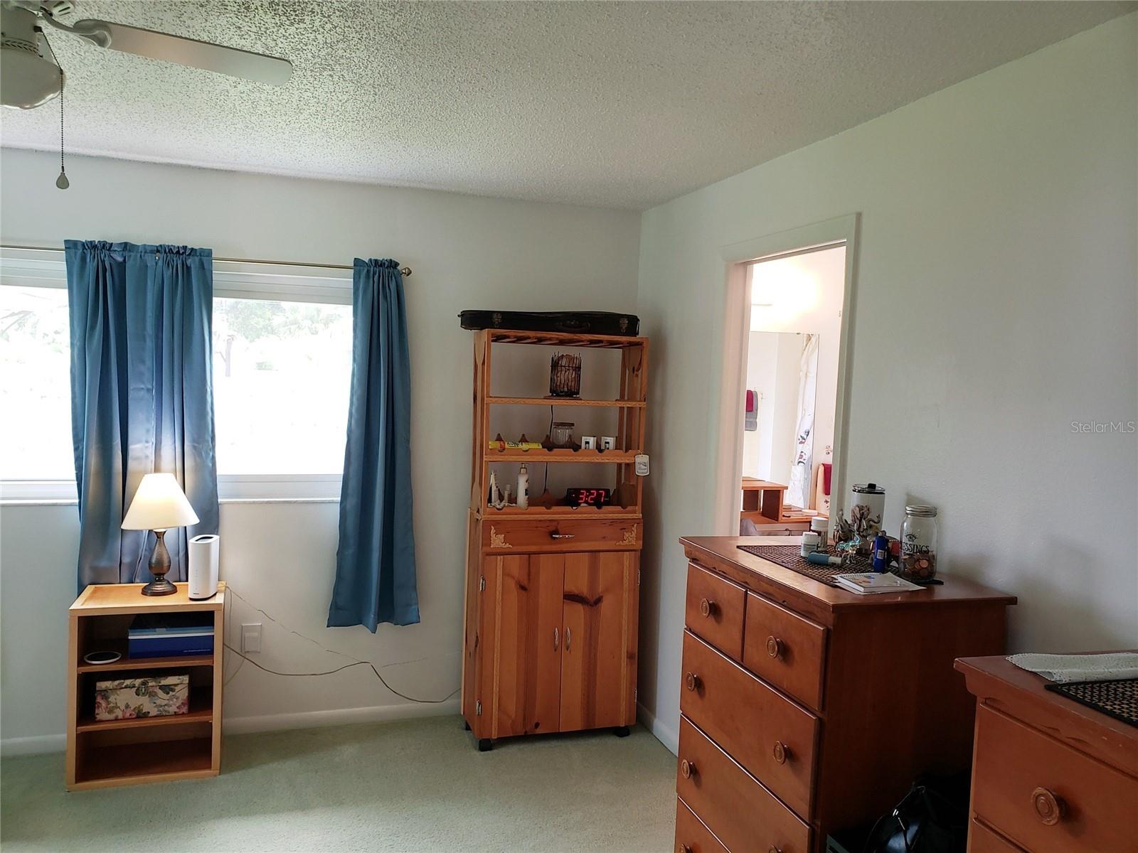 Image 25 of 37 For 953 Tropical Avenue Nw