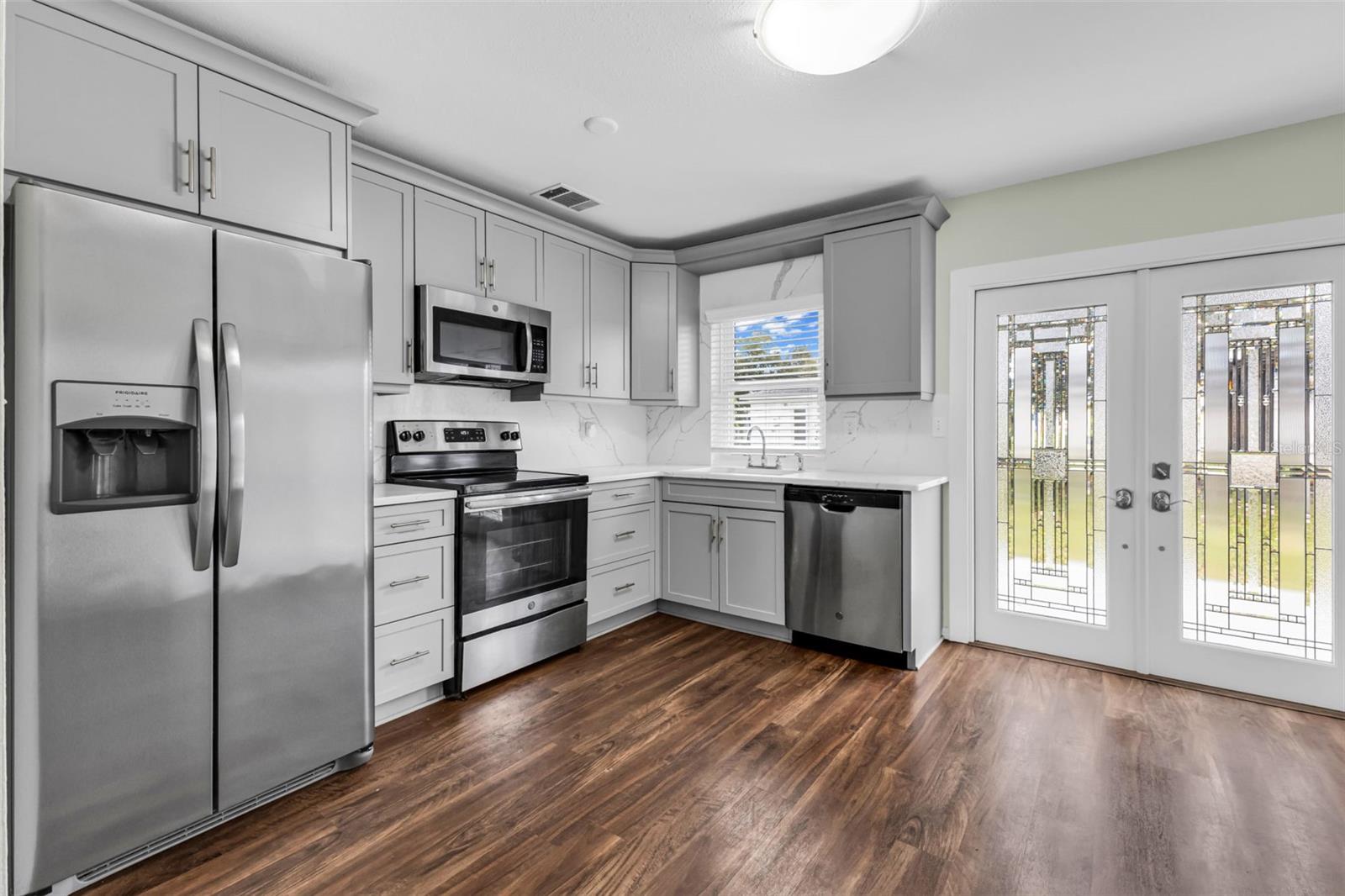 Image 10 of 32 For 8391 Pickwick Road