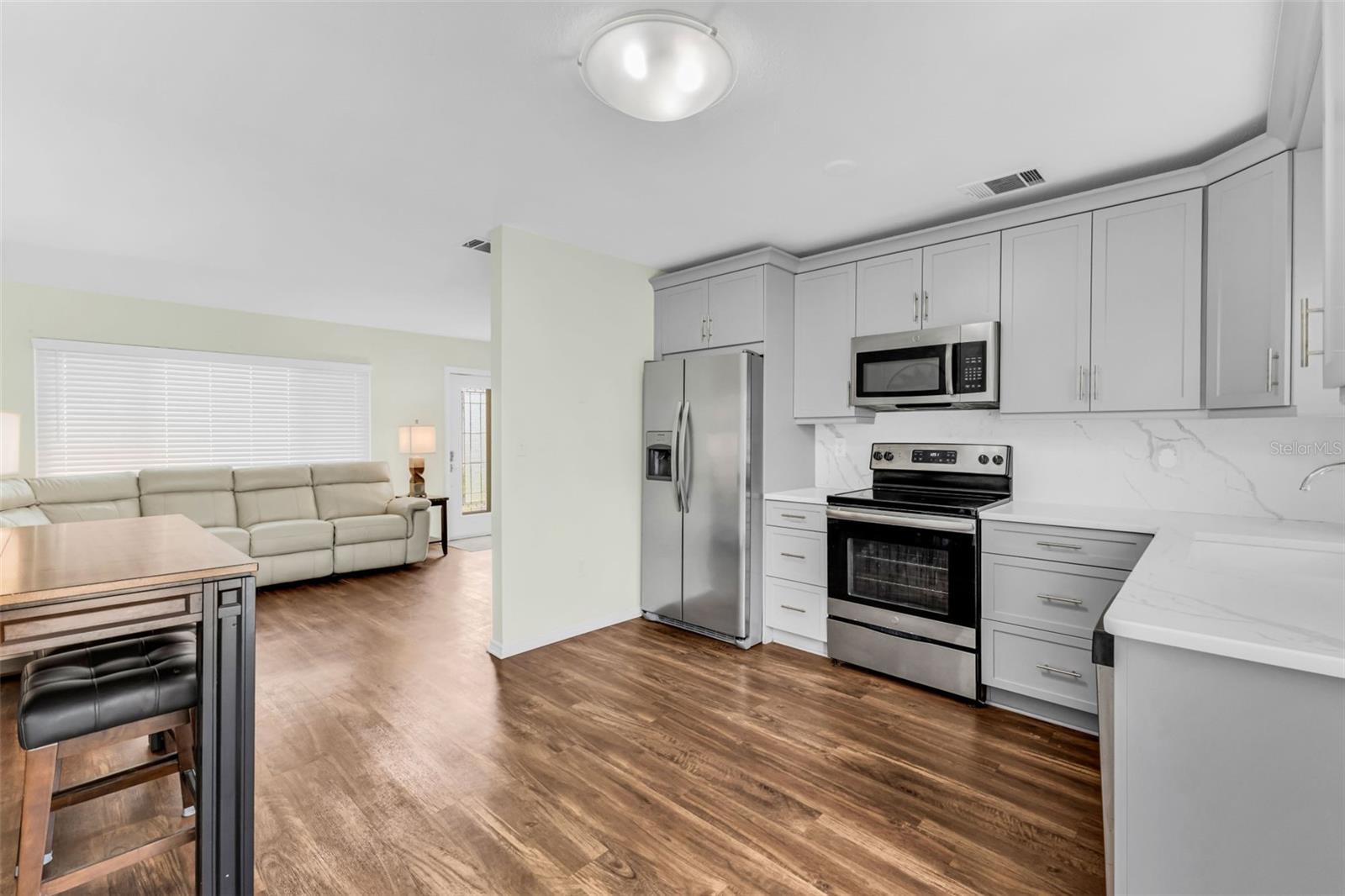 Image 11 of 32 For 8391 Pickwick Road