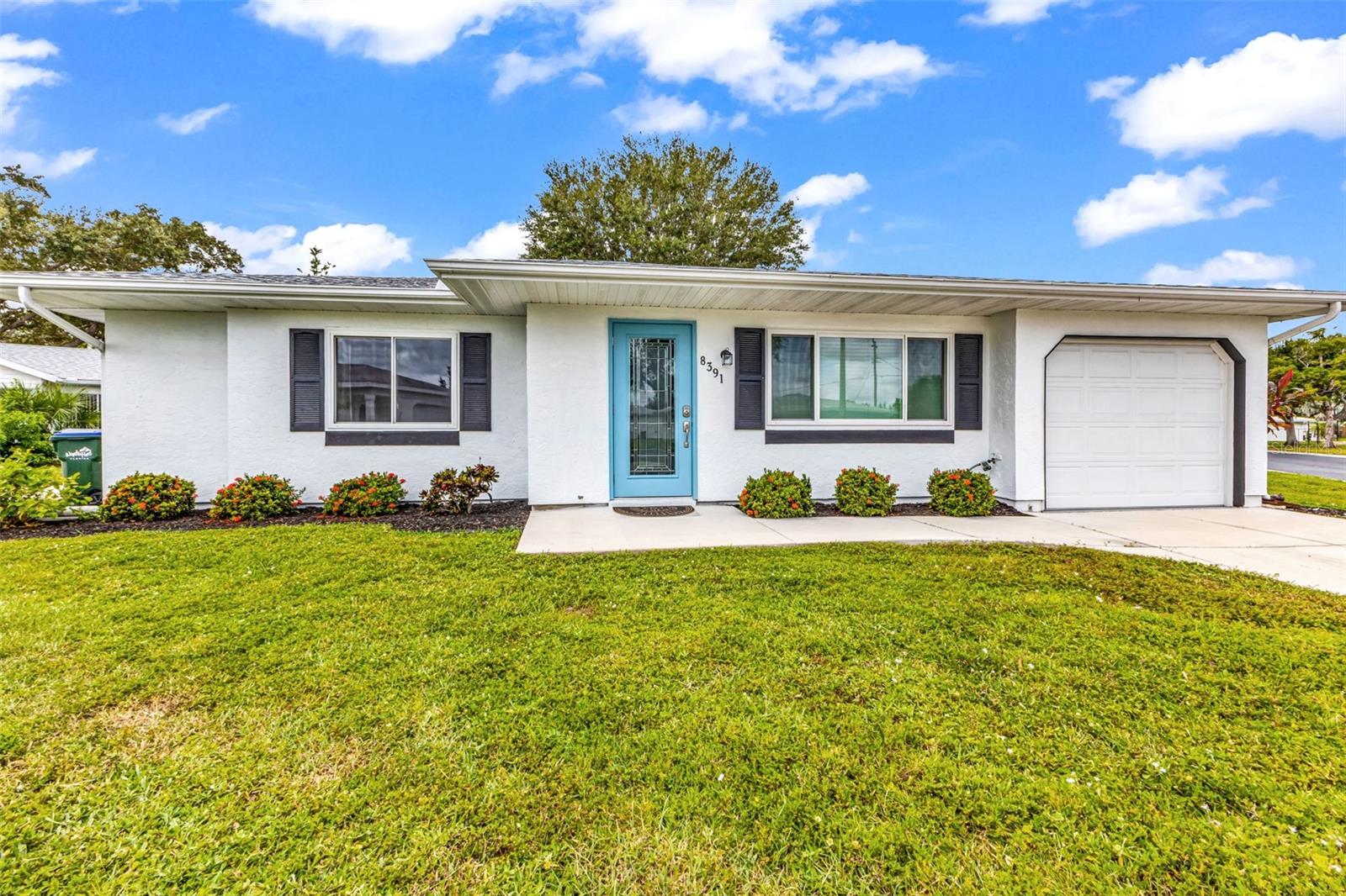 Image 3 of 32 For 8391 Pickwick Road