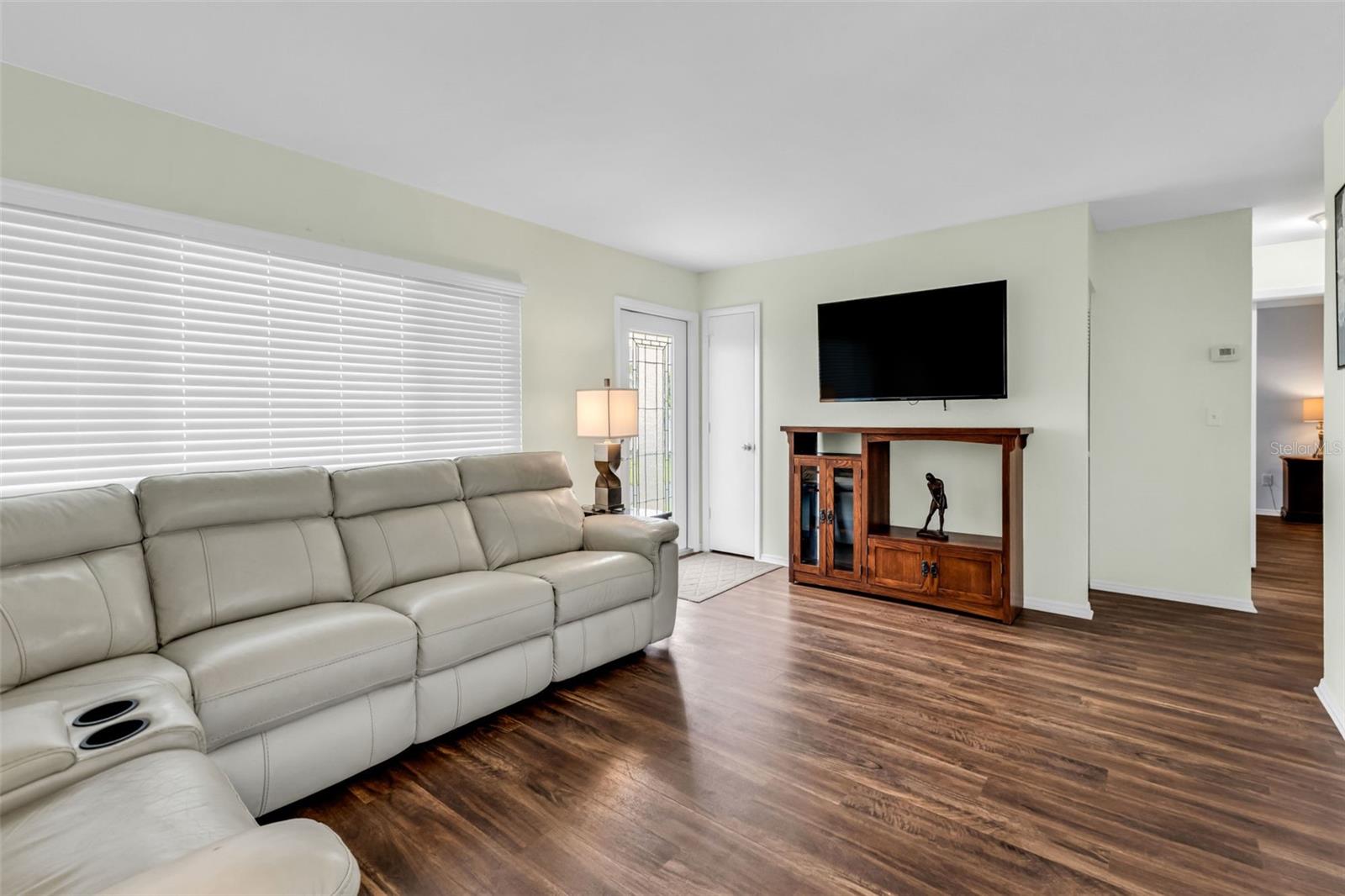 Image 6 of 32 For 8391 Pickwick Road