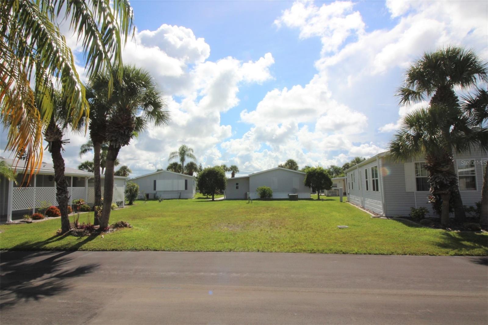 Image 4 of 65 For 2100 Kings Highway 145