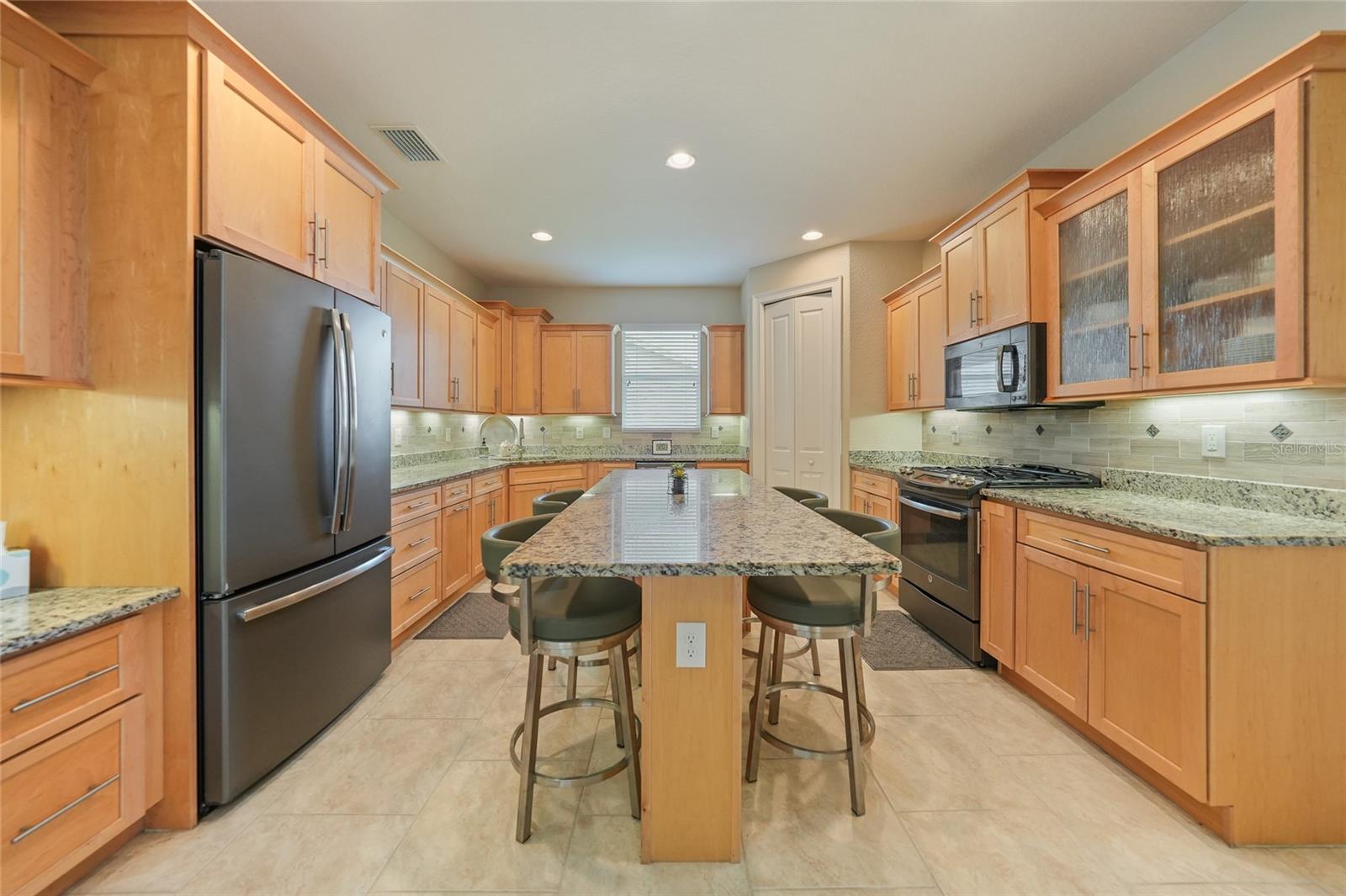 Image 18 of 60 For 3829 Bordeaux Drive