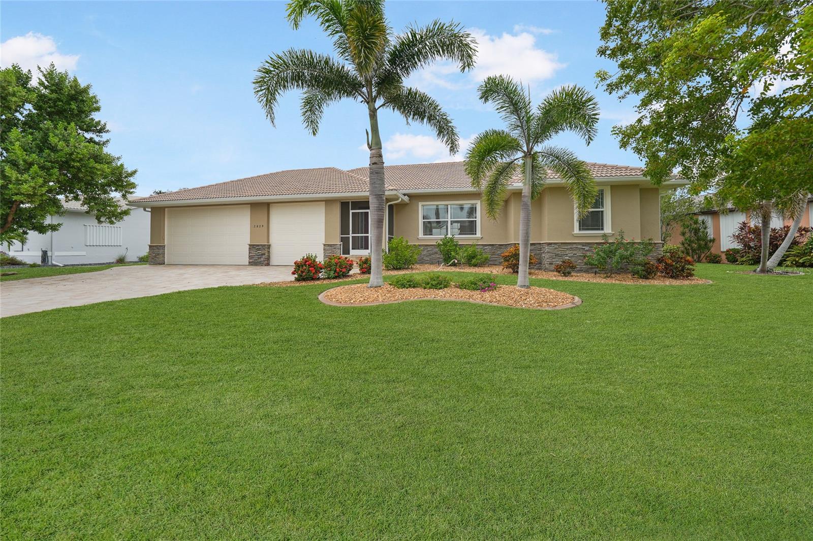 Image 2 of 60 For 3829 Bordeaux Drive