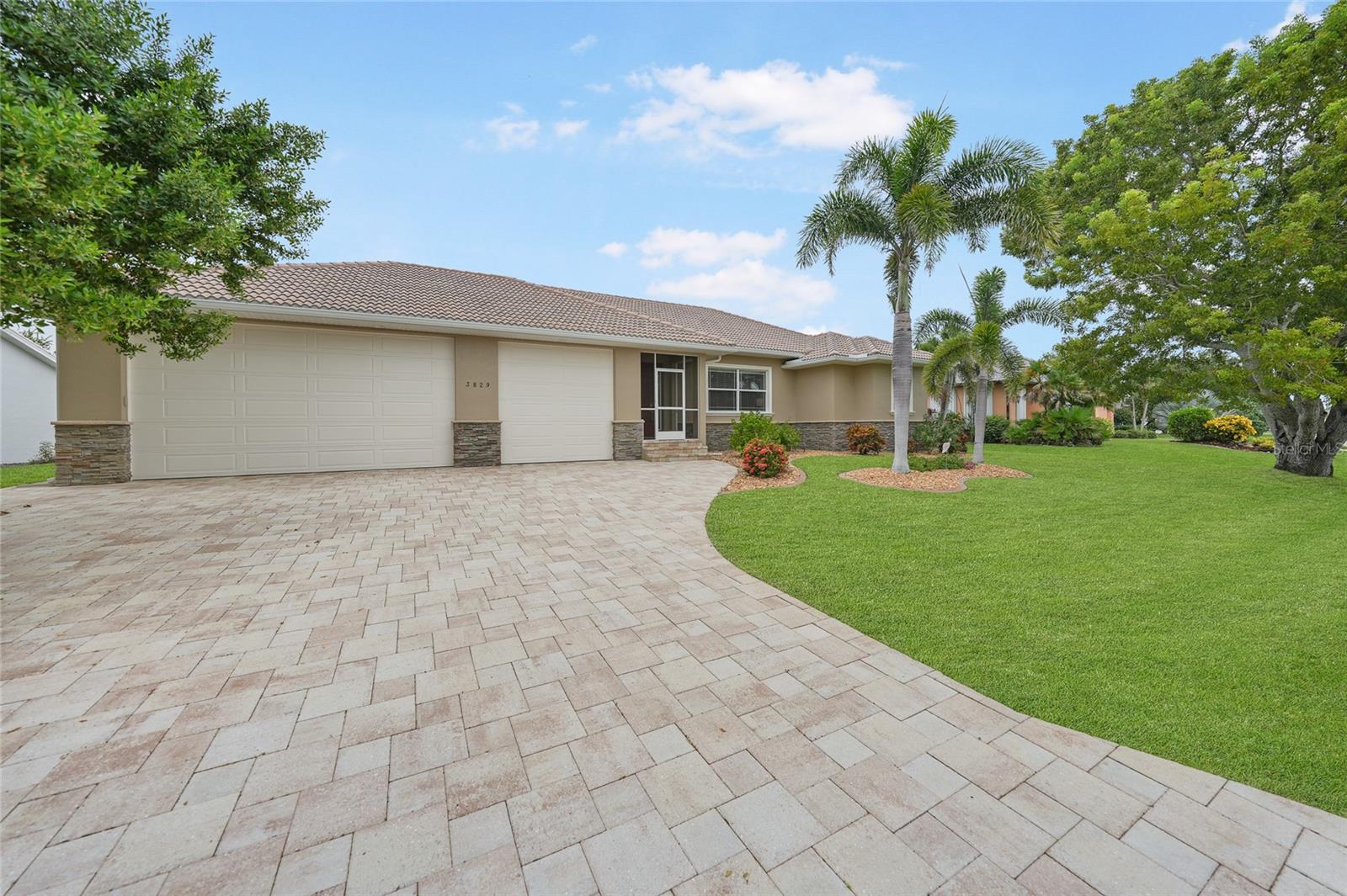Image 45 of 60 For 3829 Bordeaux Drive