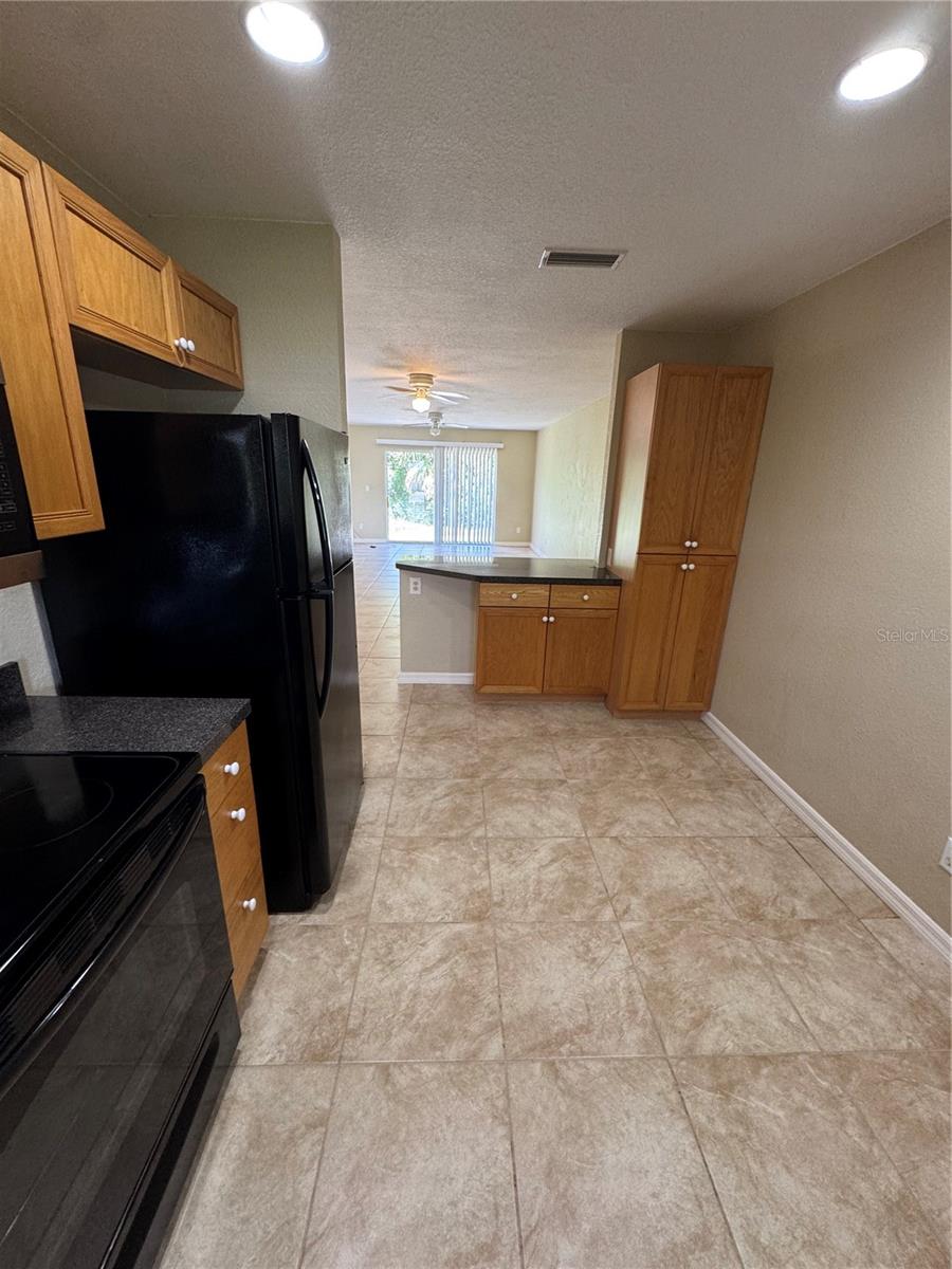 Image 8 of 20 For 10194 Tramore Avenue B