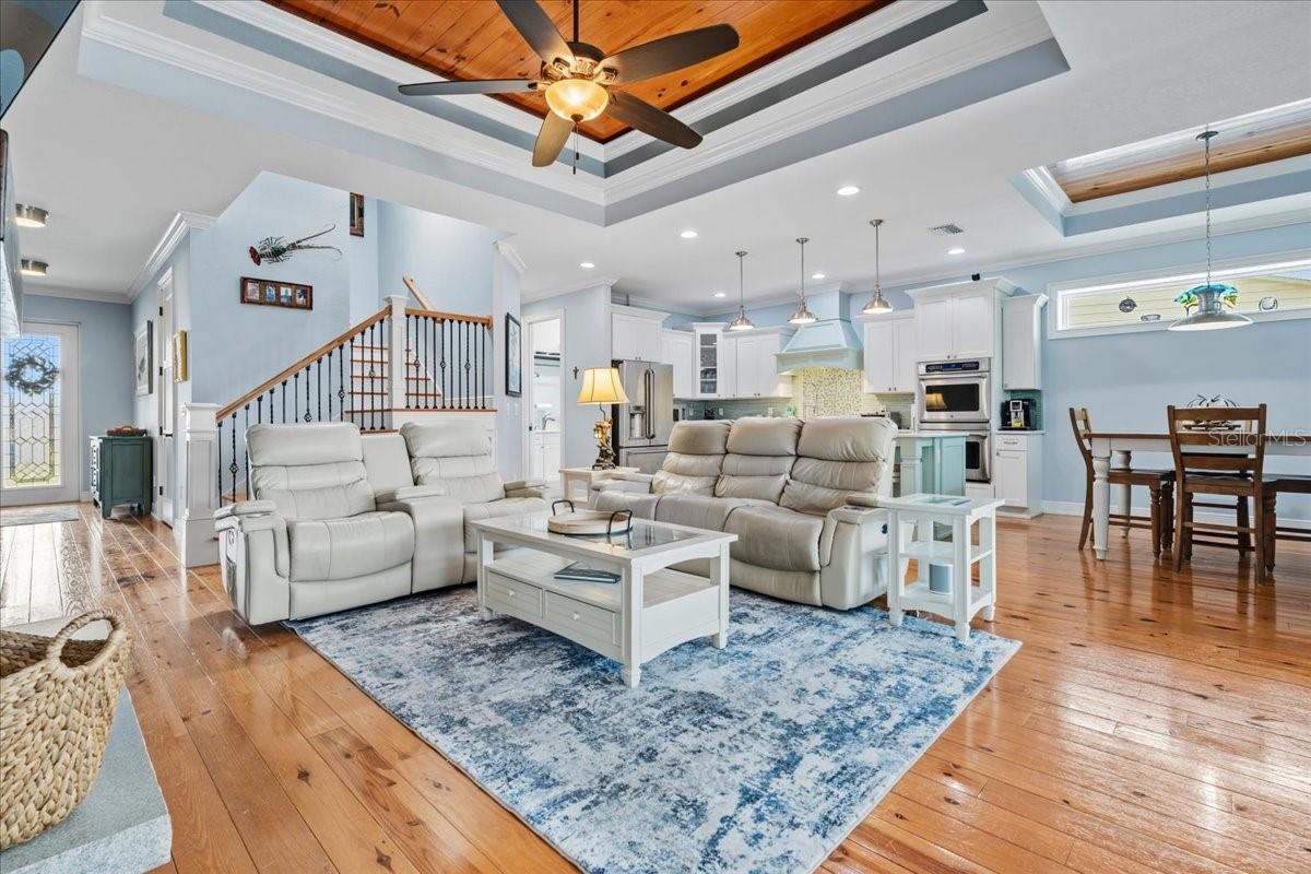 Image 13 of 67 For 24572 Rio Villa Lakes Circle