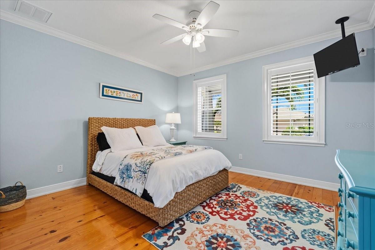 Image 37 of 67 For 24572 Rio Villa Lakes Circle