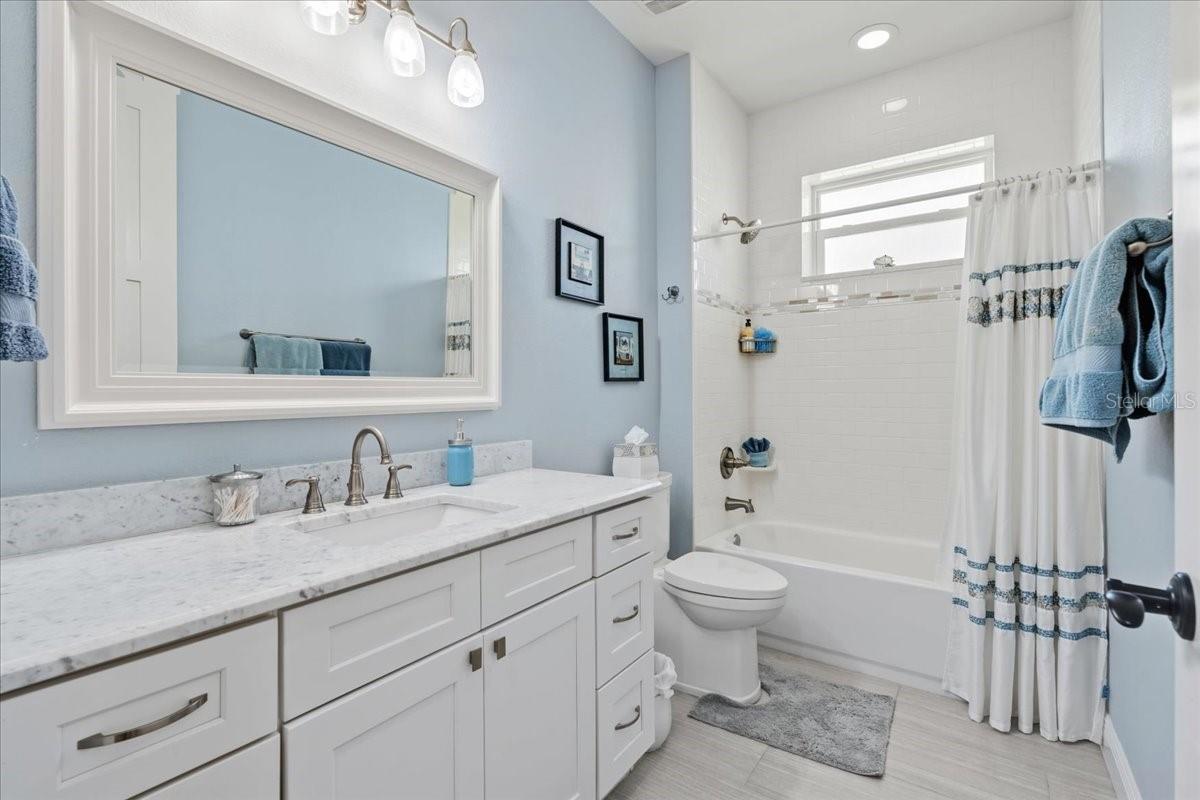 Image 38 of 67 For 24572 Rio Villa Lakes Circle