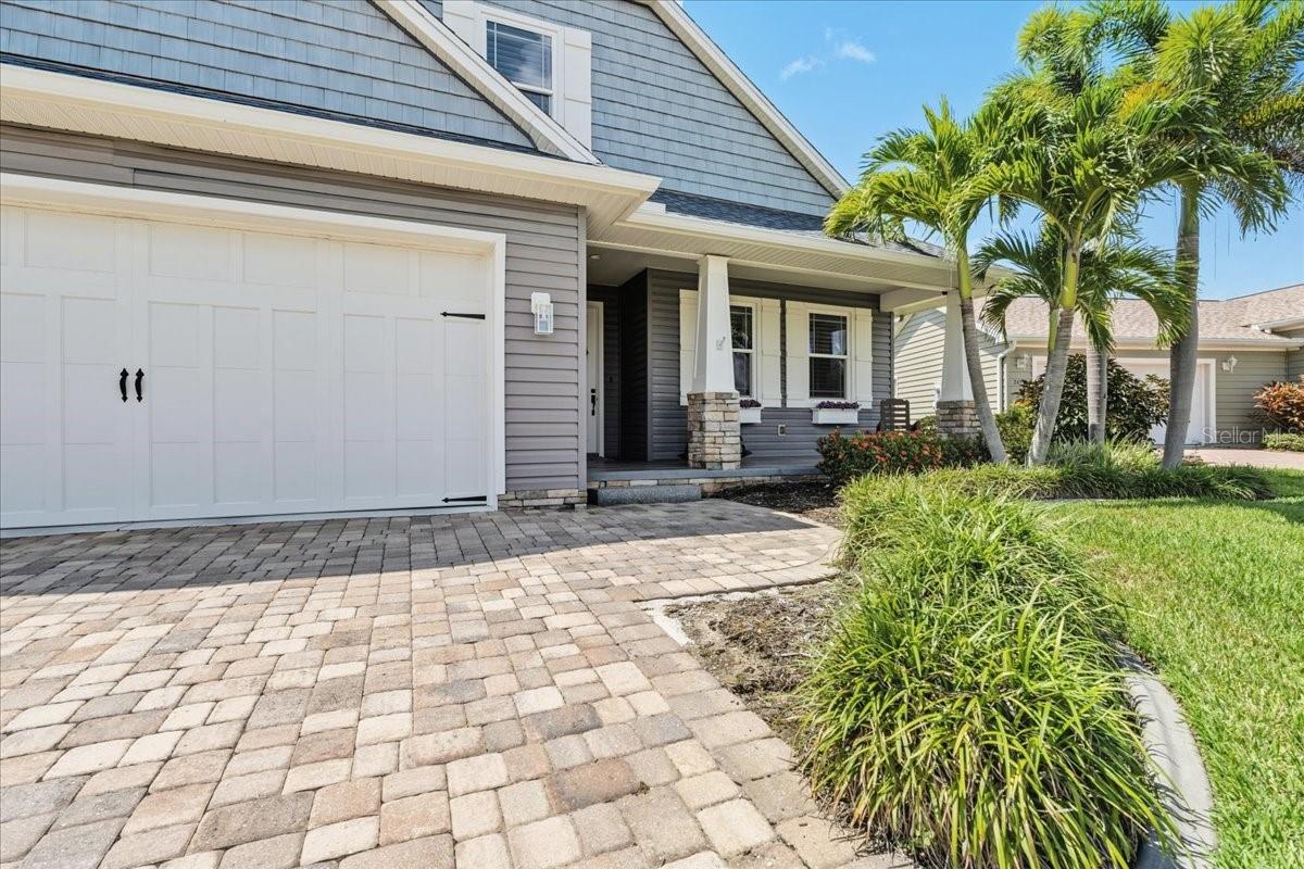 Image 5 of 67 For 24572 Rio Villa Lakes Circle