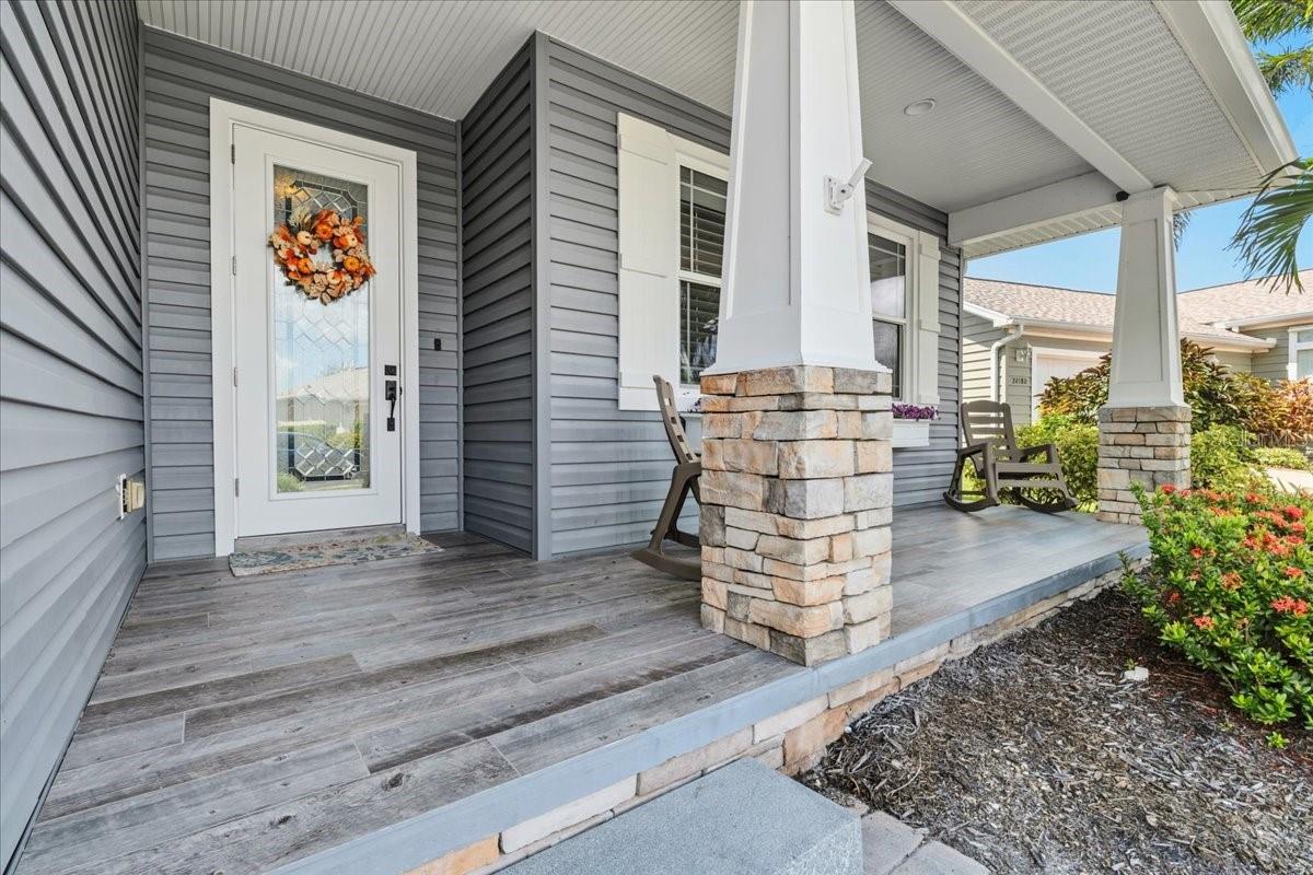Image 6 of 67 For 24572 Rio Villa Lakes Circle