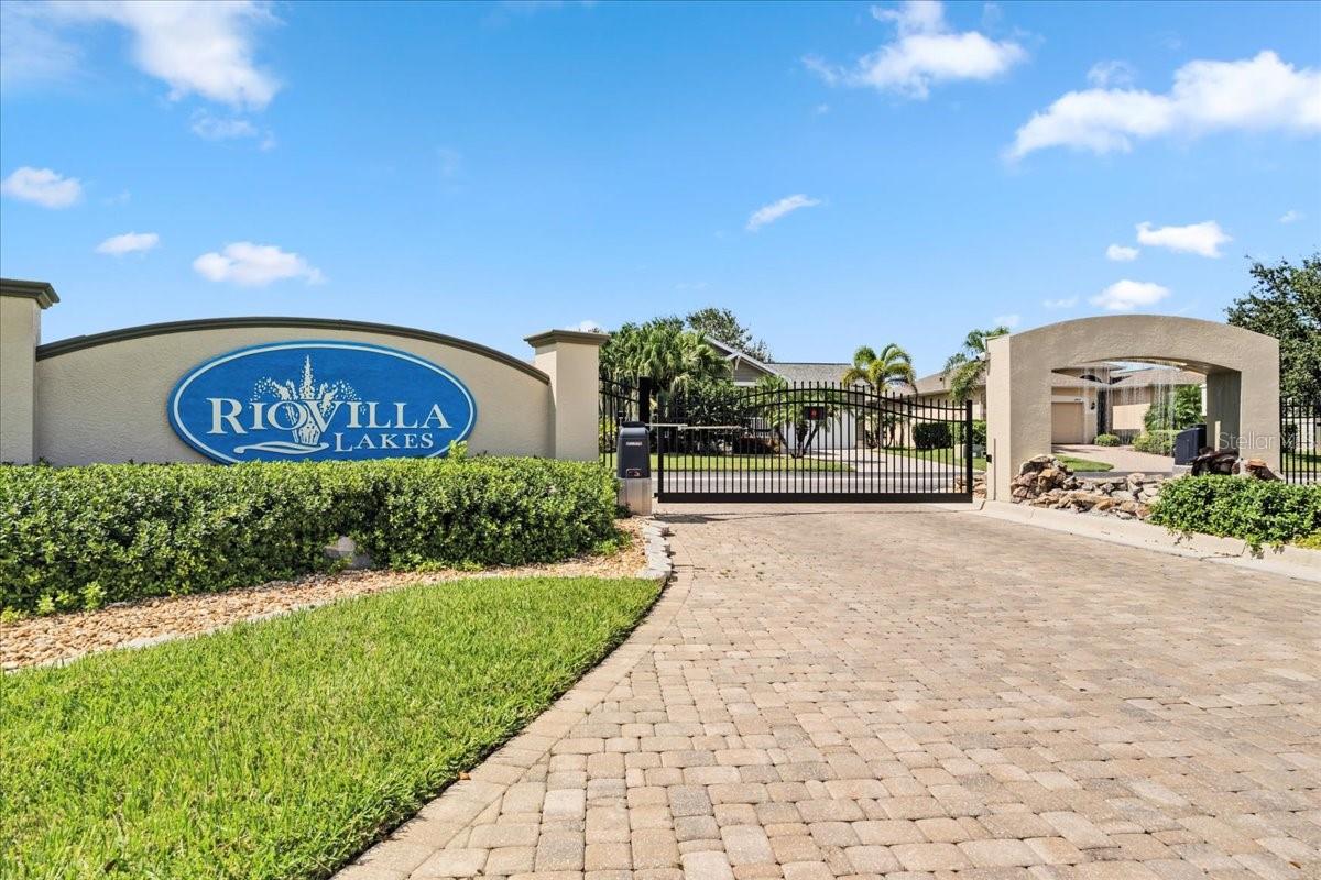 Image 61 of 67 For 24572 Rio Villa Lakes Circle