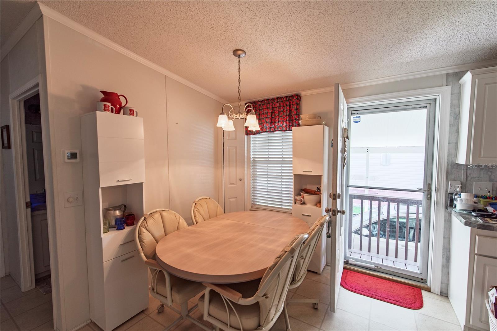 Image 7 of 23 For 13 Den Helder Avenue