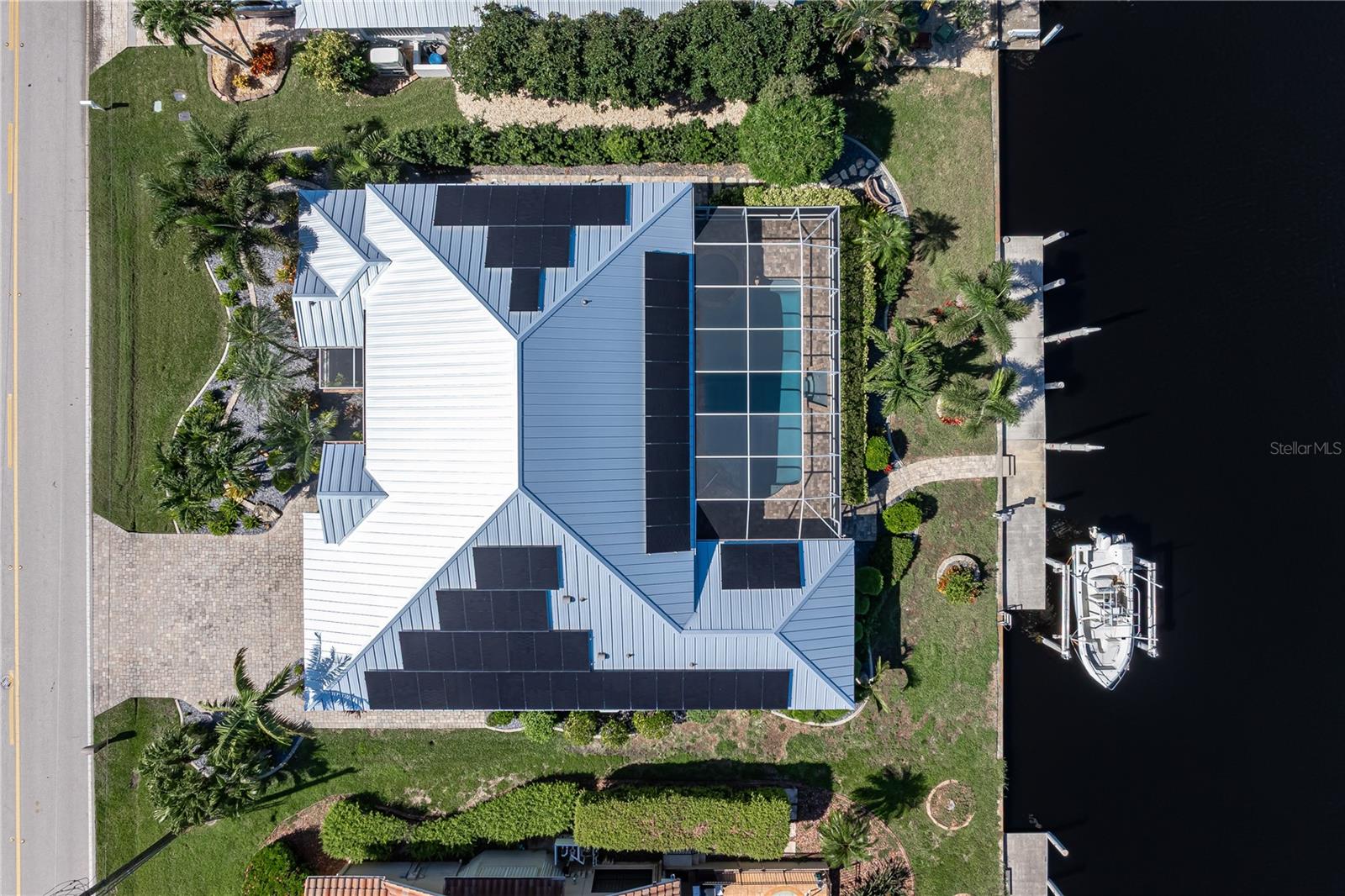 Image 13 of 63 For 5058 La Costa Island Court