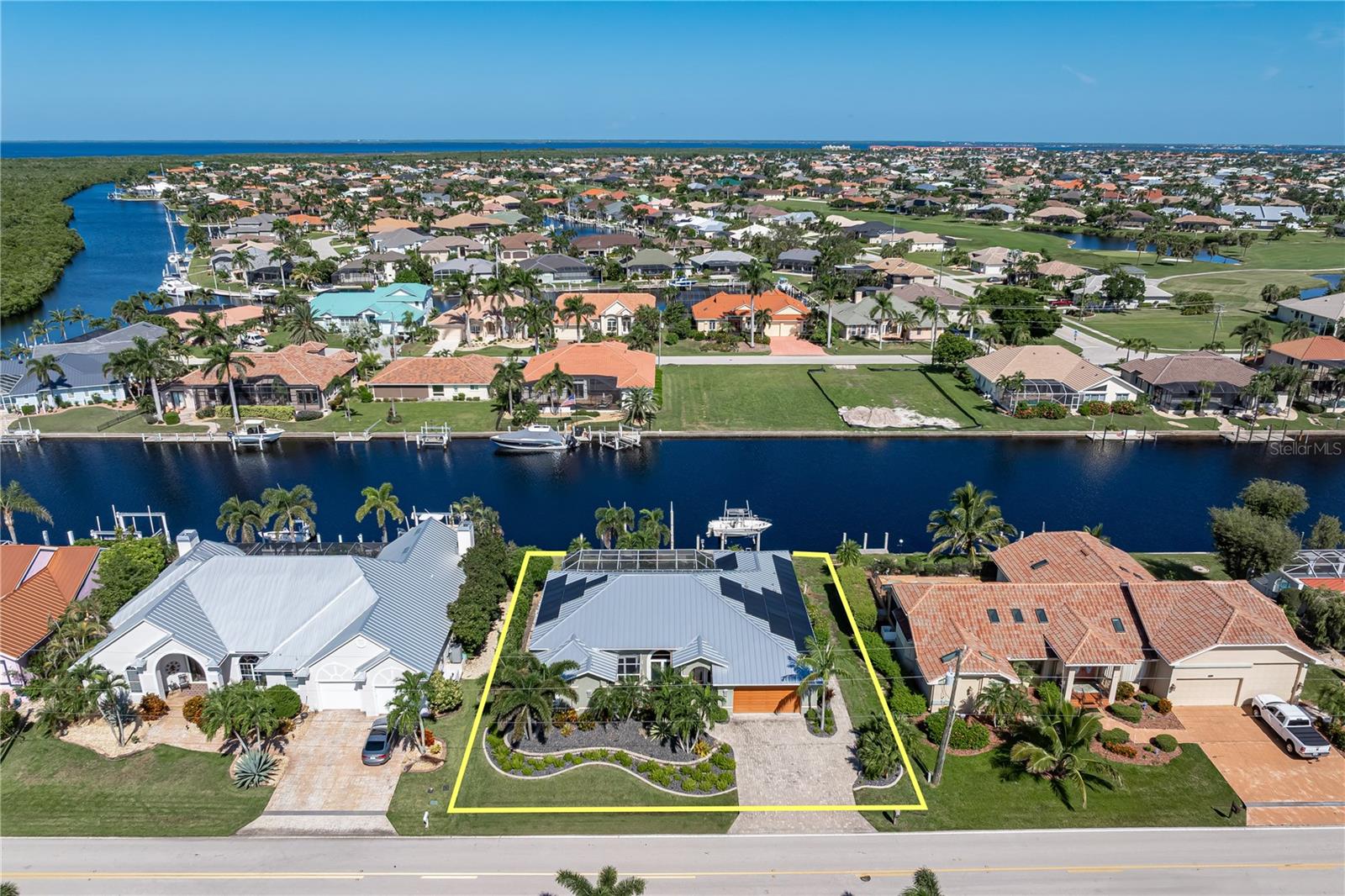 Image 15 of 63 For 5058 La Costa Island Court