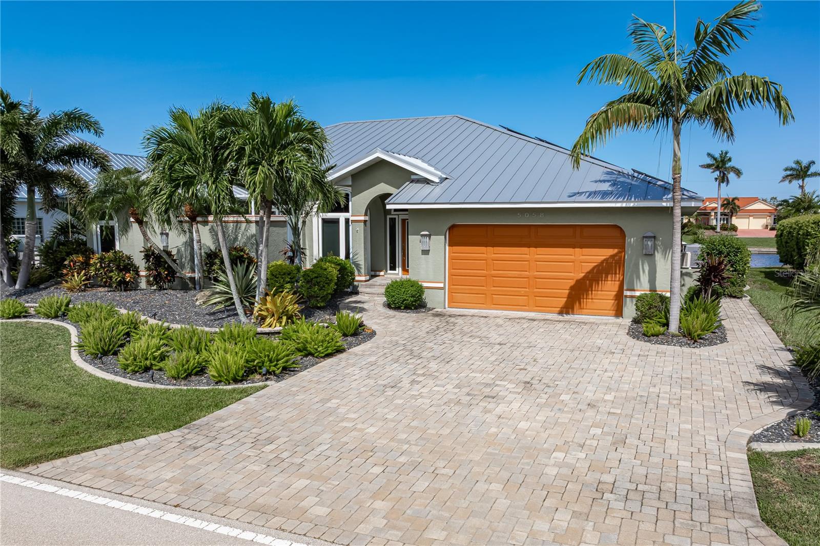 Image 17 of 63 For 5058 La Costa Island Court